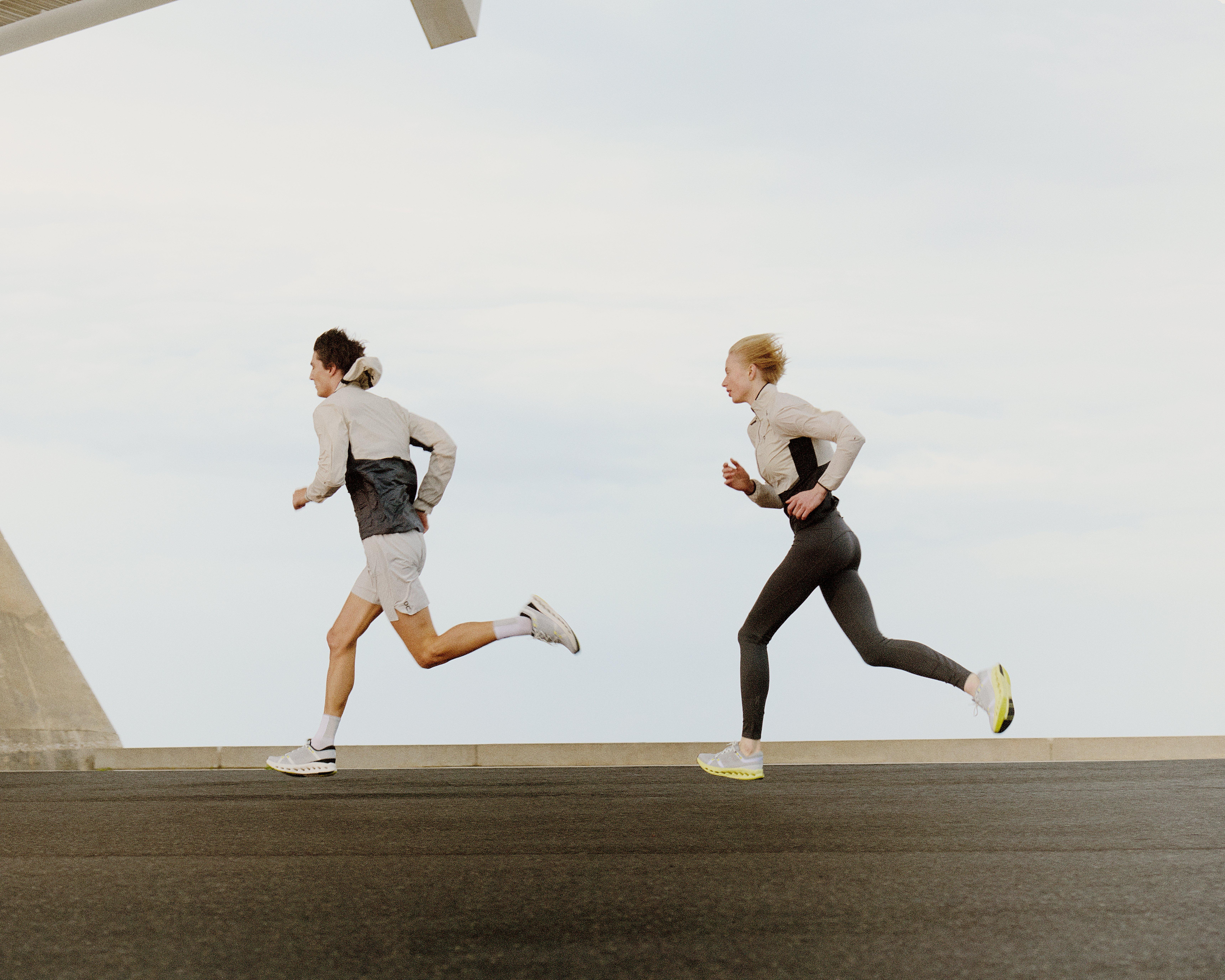 On Cloudsurfer 2 jetzt entdecken bei INTERSPORT