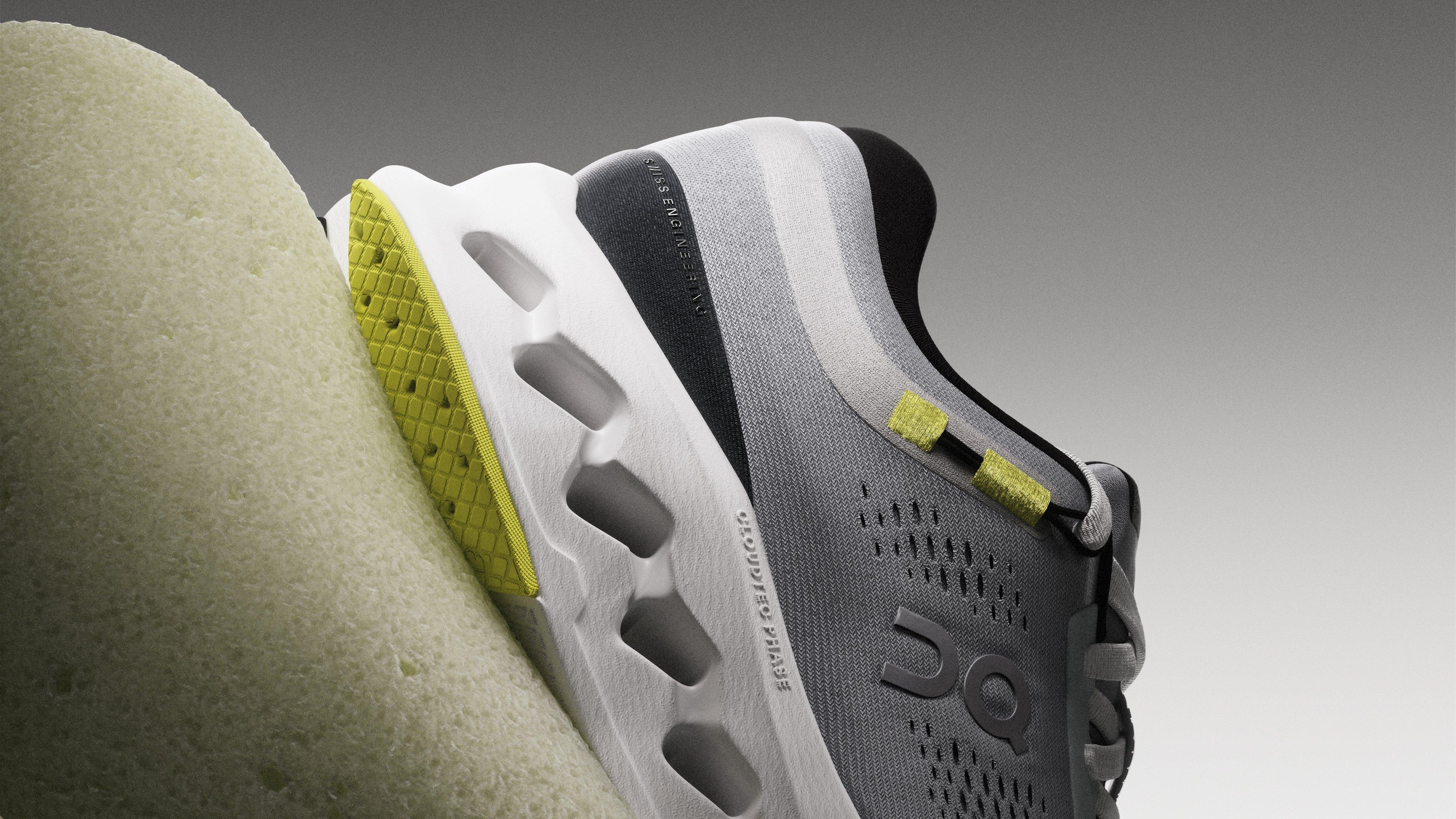 ON Cloudsurfer 2 Laufschuhe bei INTERSPORT entdecken