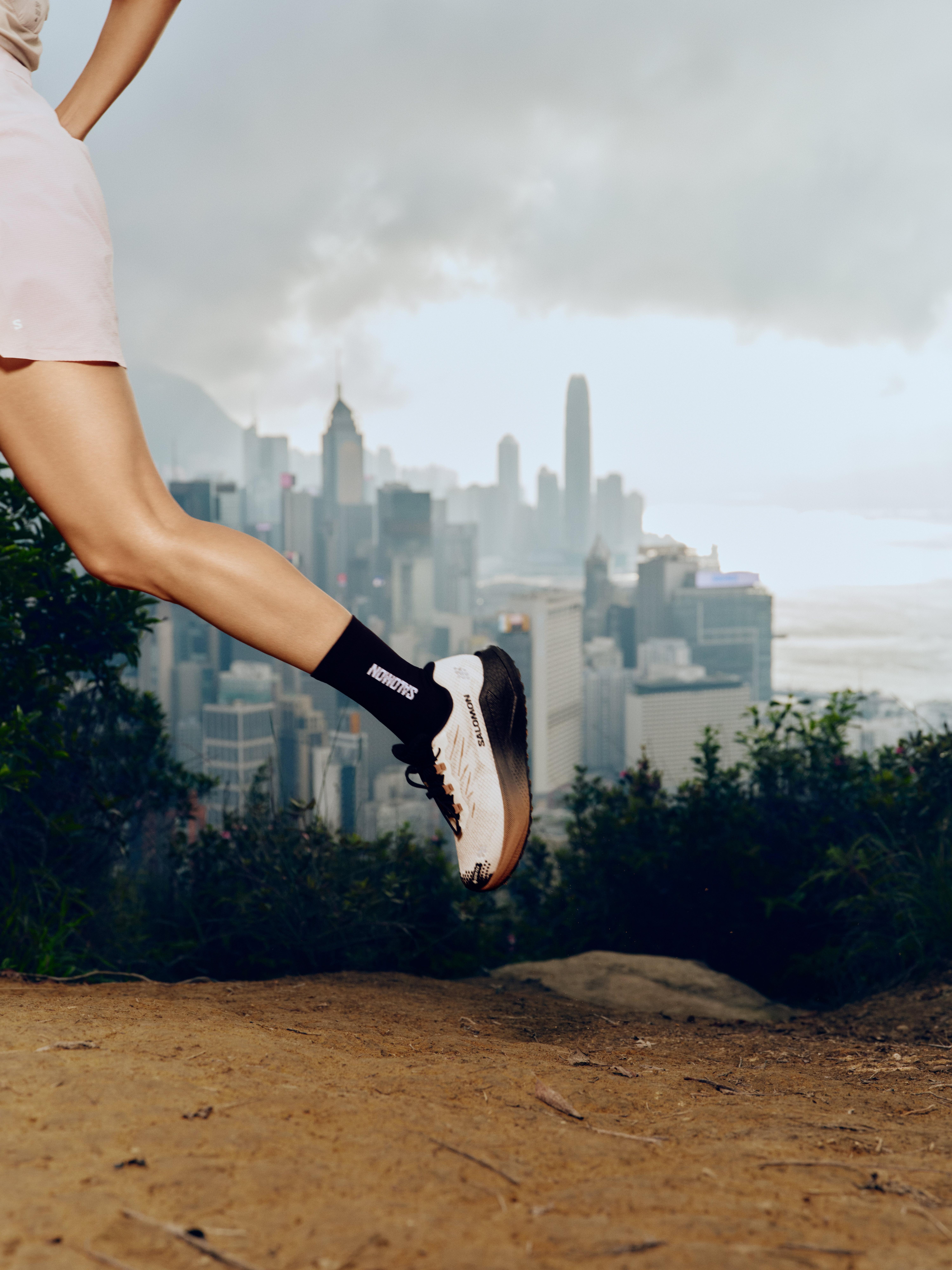 Salomon Aero Blaze Laufschuhe mit Komfort und Agilität
