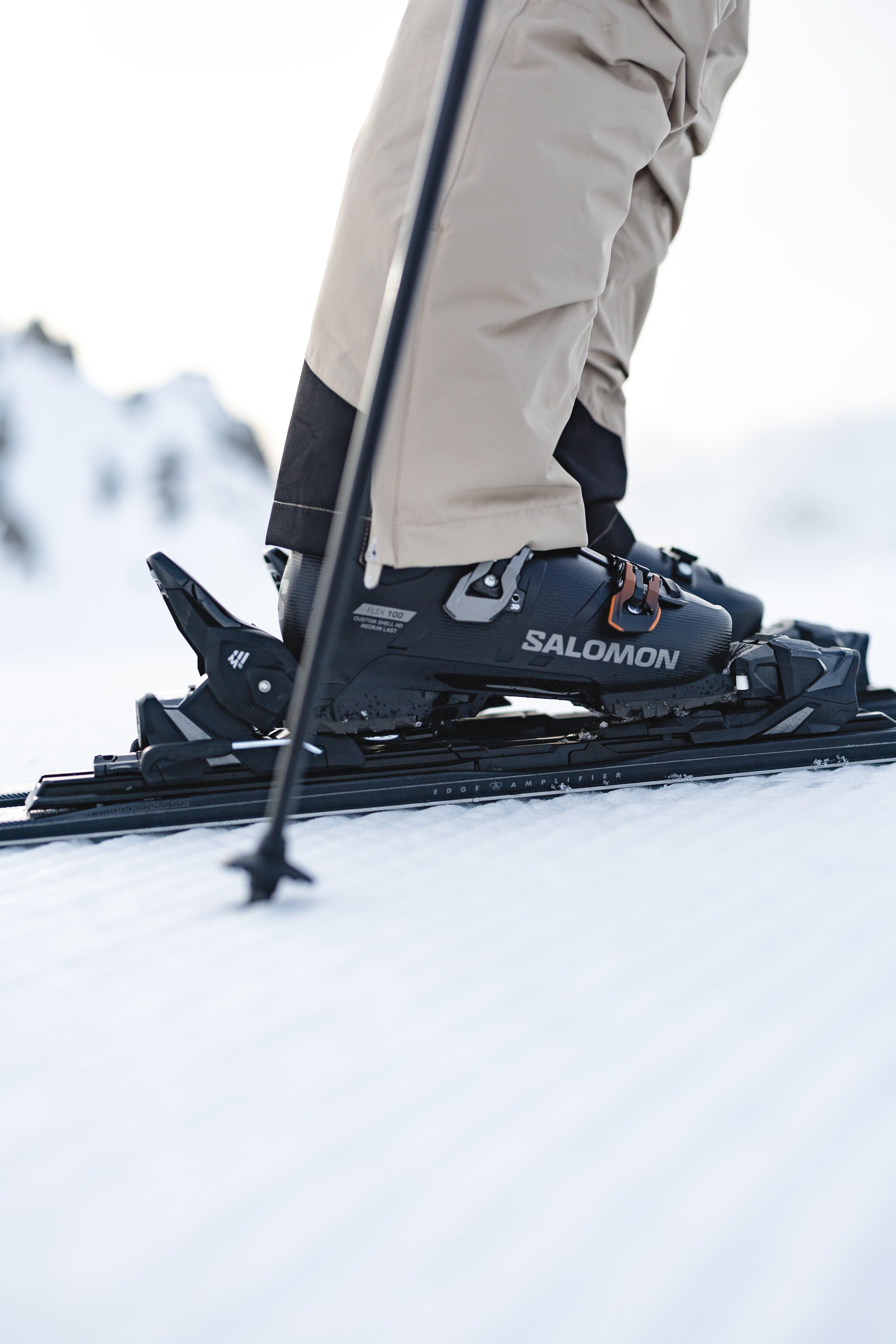 Allen Ski bekommen einen kompletten Service und eine Individuelle Einstellung.