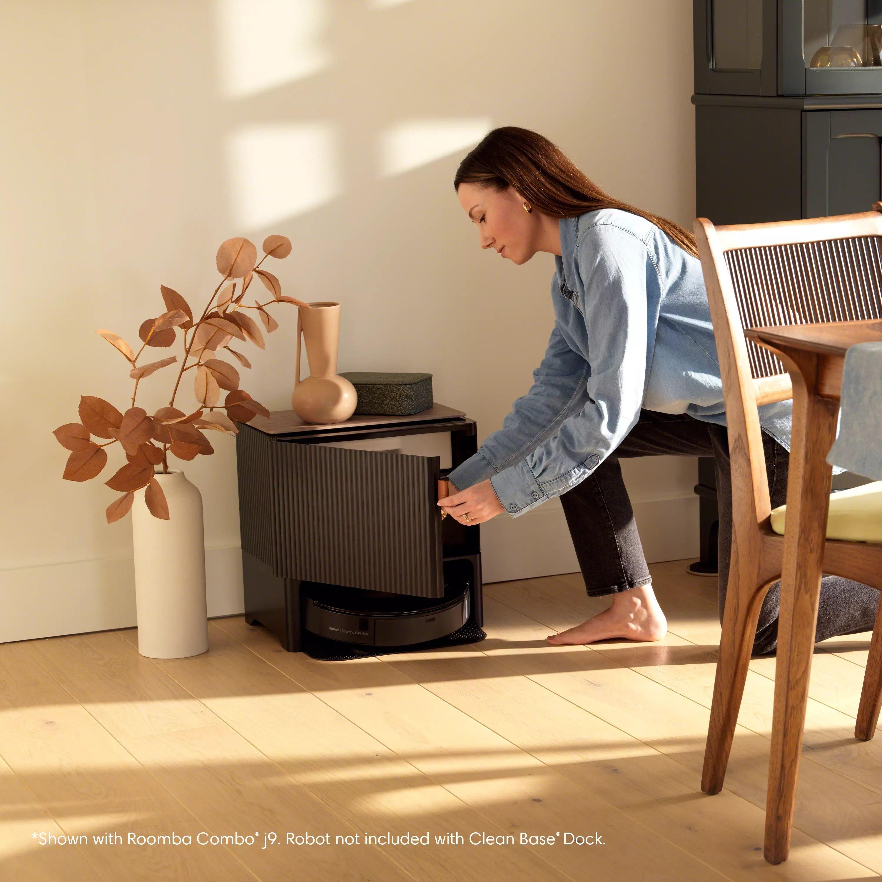 Clean Base® Auto-Fill Dock for Roomba Combo™ j7, j7+ & j9+