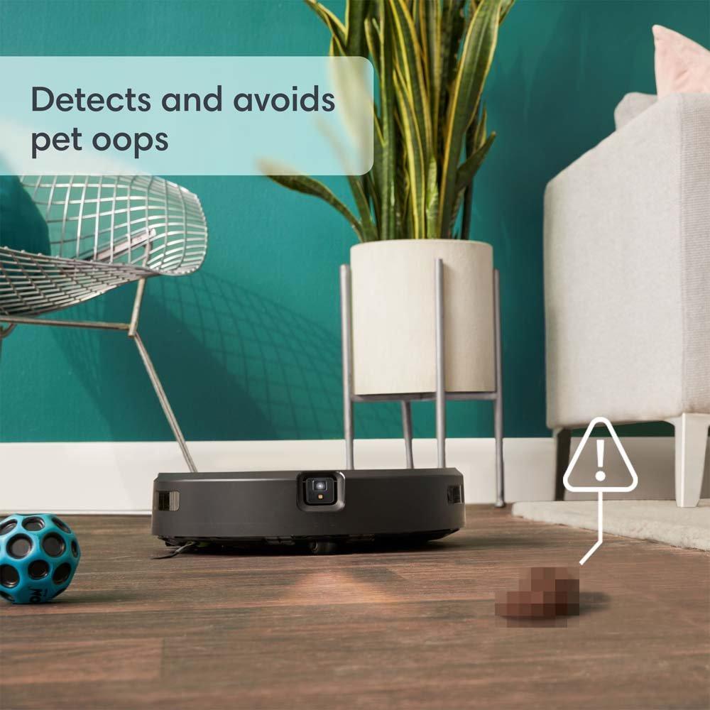 iRobot® Roomba Combo® j7+ Robot Vacuum and Mop iRobot® Roomba Combo® j7+ Robot Vacuum and Mop