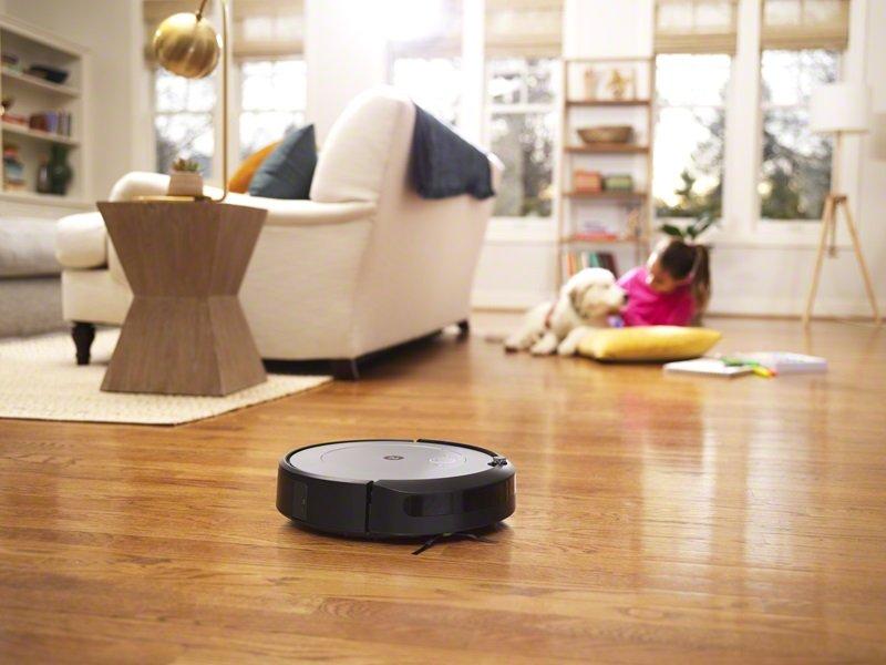  iRobot Roomba i1 (1152) Robot Aspiradora - Mapeo conectado  Wi-Fi, funciona con Google, ideal para pelo de mascotas, alfombras : Hogar  y Cocina