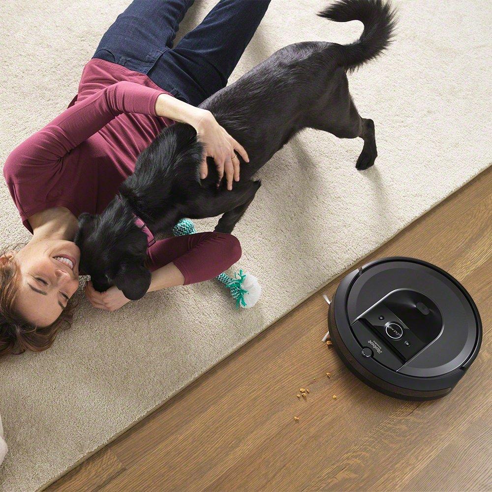 iRobot Roomba i7 (7150) Robot Vacuum- Wi-Fi Connected, Smart Mapping,  Compatible with Alexa, Ideal for Pet Hair, Works with Clean Base, Black