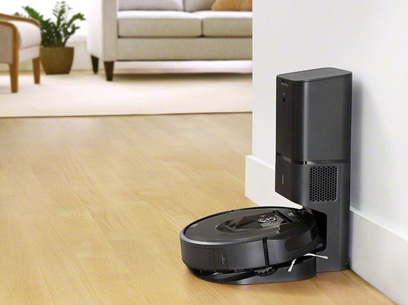  iRobot Roomba i7+ (7550) Robot aspiradora con eliminación  automática de suciedad, se vacía por sí misma, conexión Wi-Fi, mapeo  inteligente, compatible con Alexa, ideal para pelo de mascotas, alfombras,  suelos duros