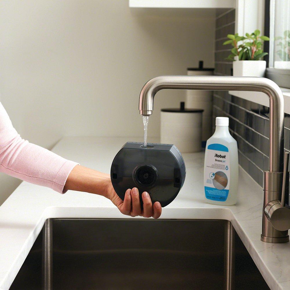 Braava jet® m6 Robot Mop | iRobot®