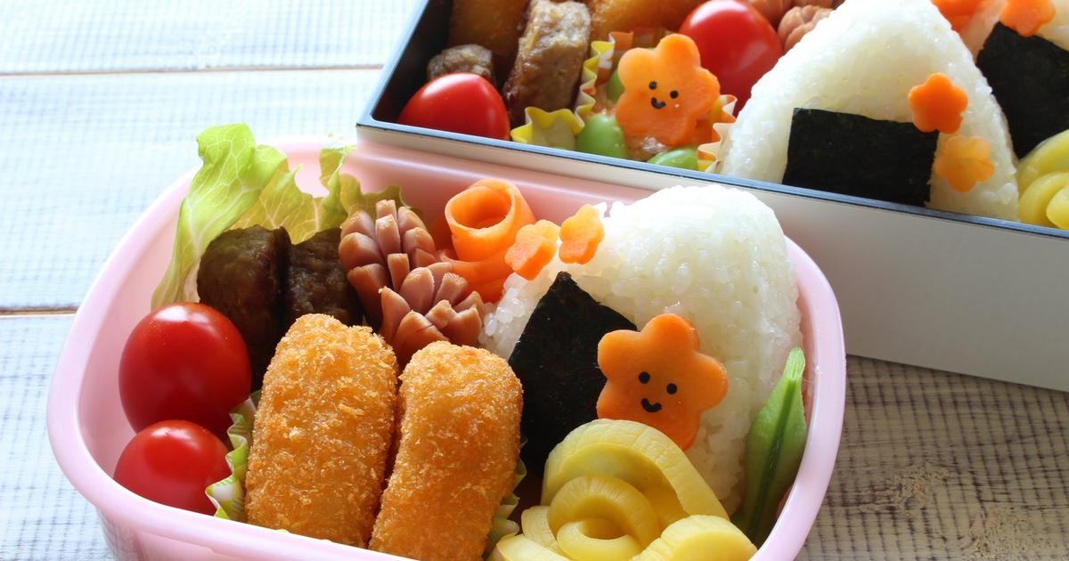 https://cdn.media.amplience.net/i/japancentre/Category-header-11127-bento-accessories/Buy-Traditional-Japanese-Bento-Boxes-Online?$poi$&w=1200&h=630&sm=c&fmt=auto