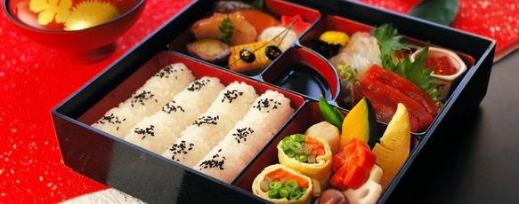 15 Cute Japanese Bento Boxes - 3 Boys and a Dog