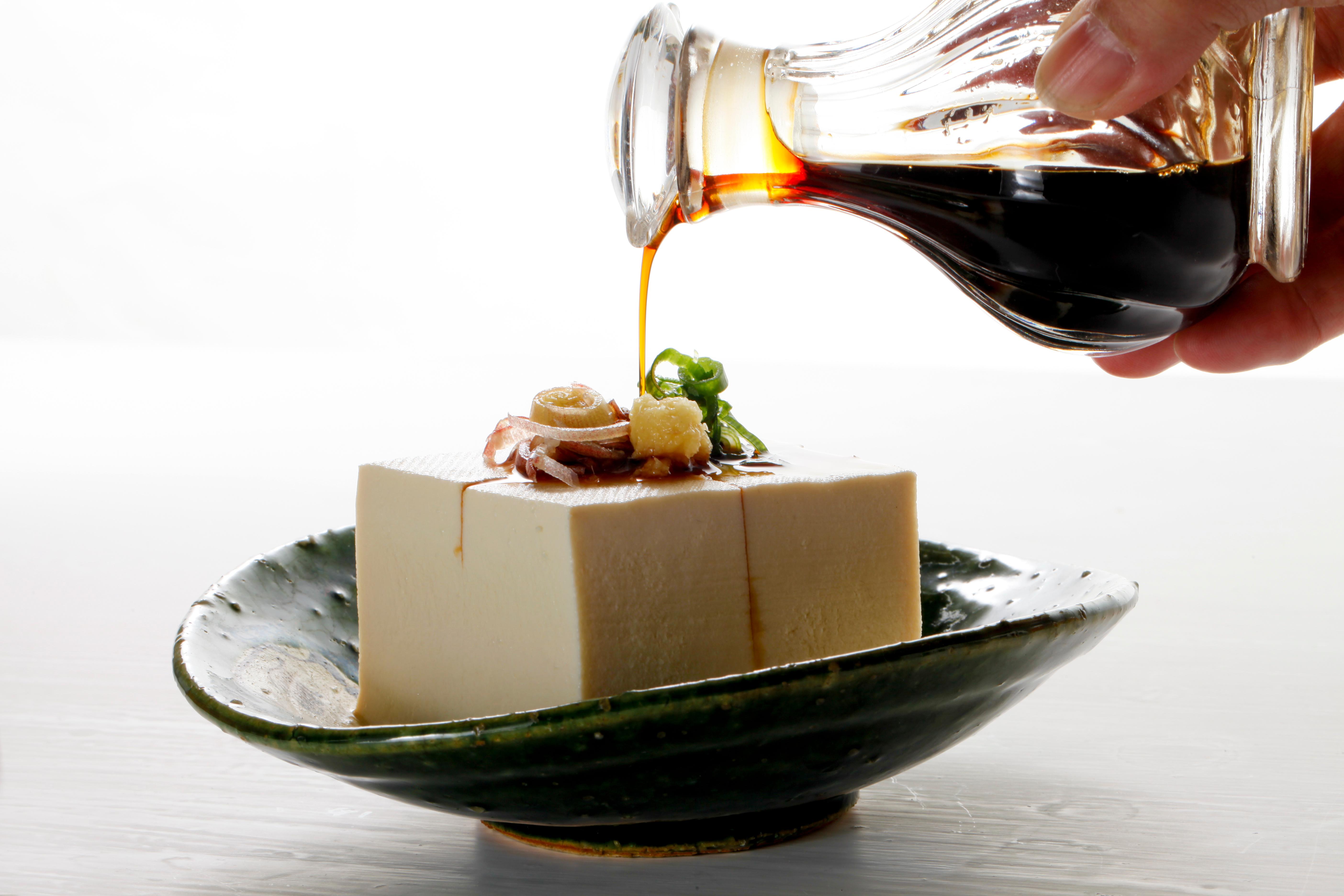 Chilled tofu with soy sauce