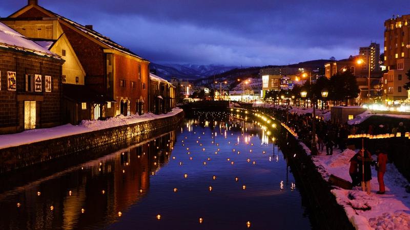 Otaru canal at night during winter