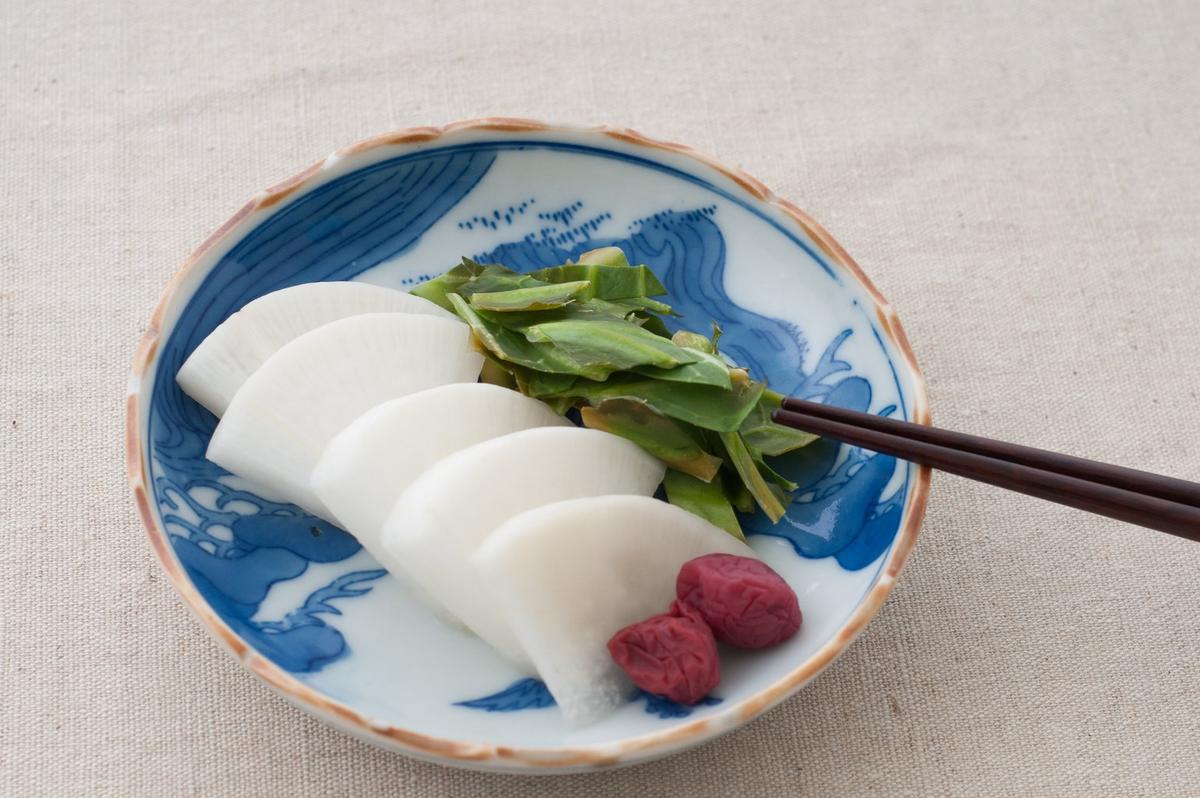 guide-page-10-japanese-superfoods-daikon