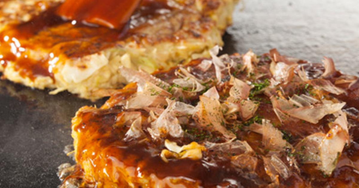 https://cdn.media.amplience.net/i/japancentre/guide-page-56-hiroshima-okonomiyaki/Okonomiyaki-savoury-pancake?$poi$&w=1200&h=630&sm=c&fmt=auto