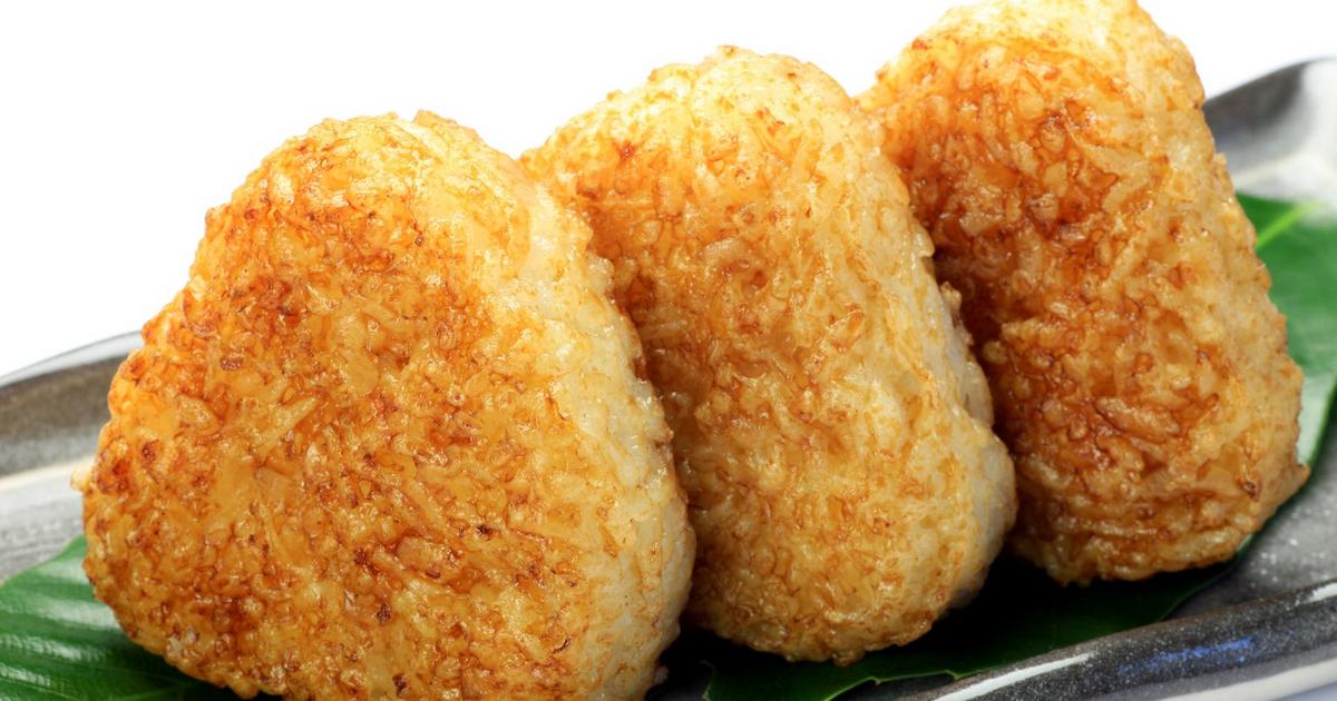 Yaki Onigiri (Grilled Rice Balls)  焼きおにぎり - Okonomi Kitchen