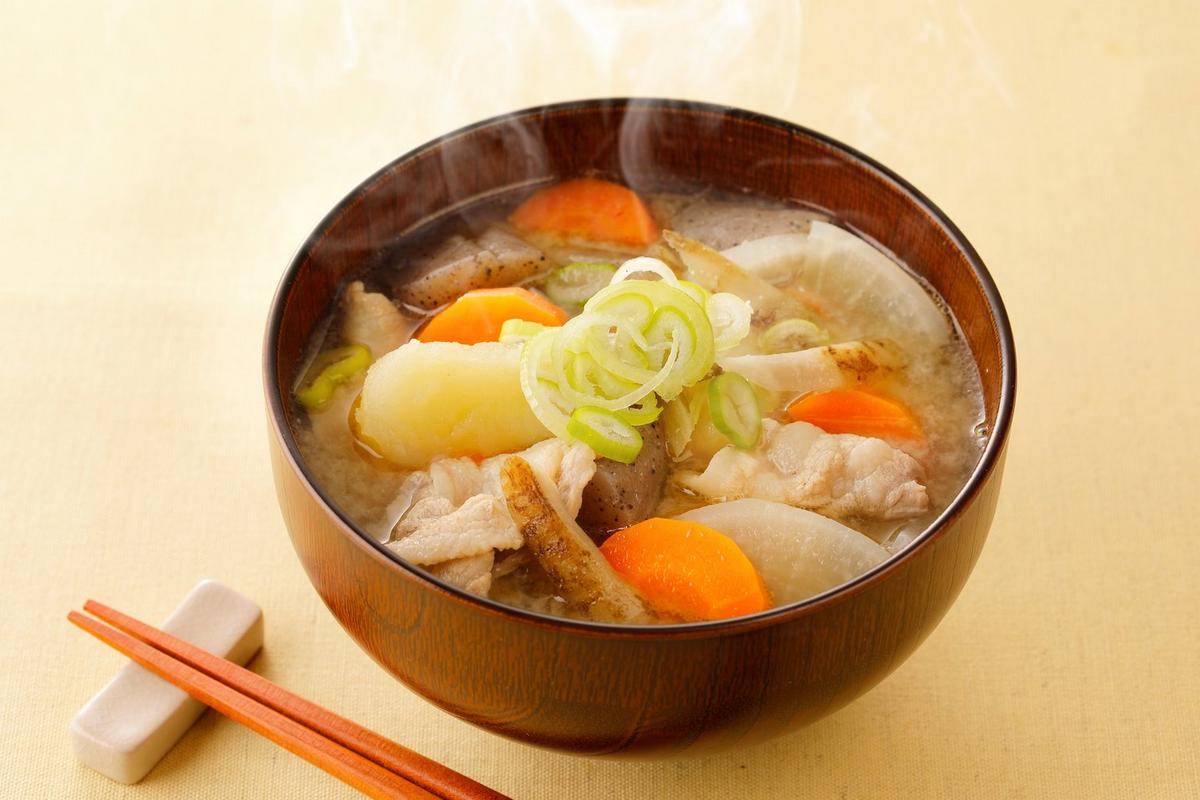 Tonjiru pork soup