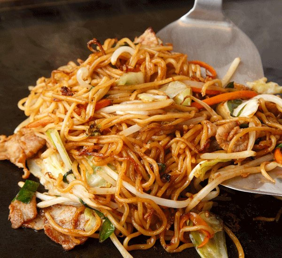 Yakisoba noodles
