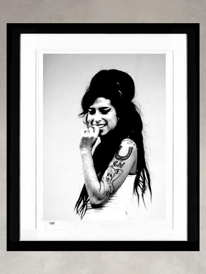 Amy Winehouse by Andy Willsher image number 1