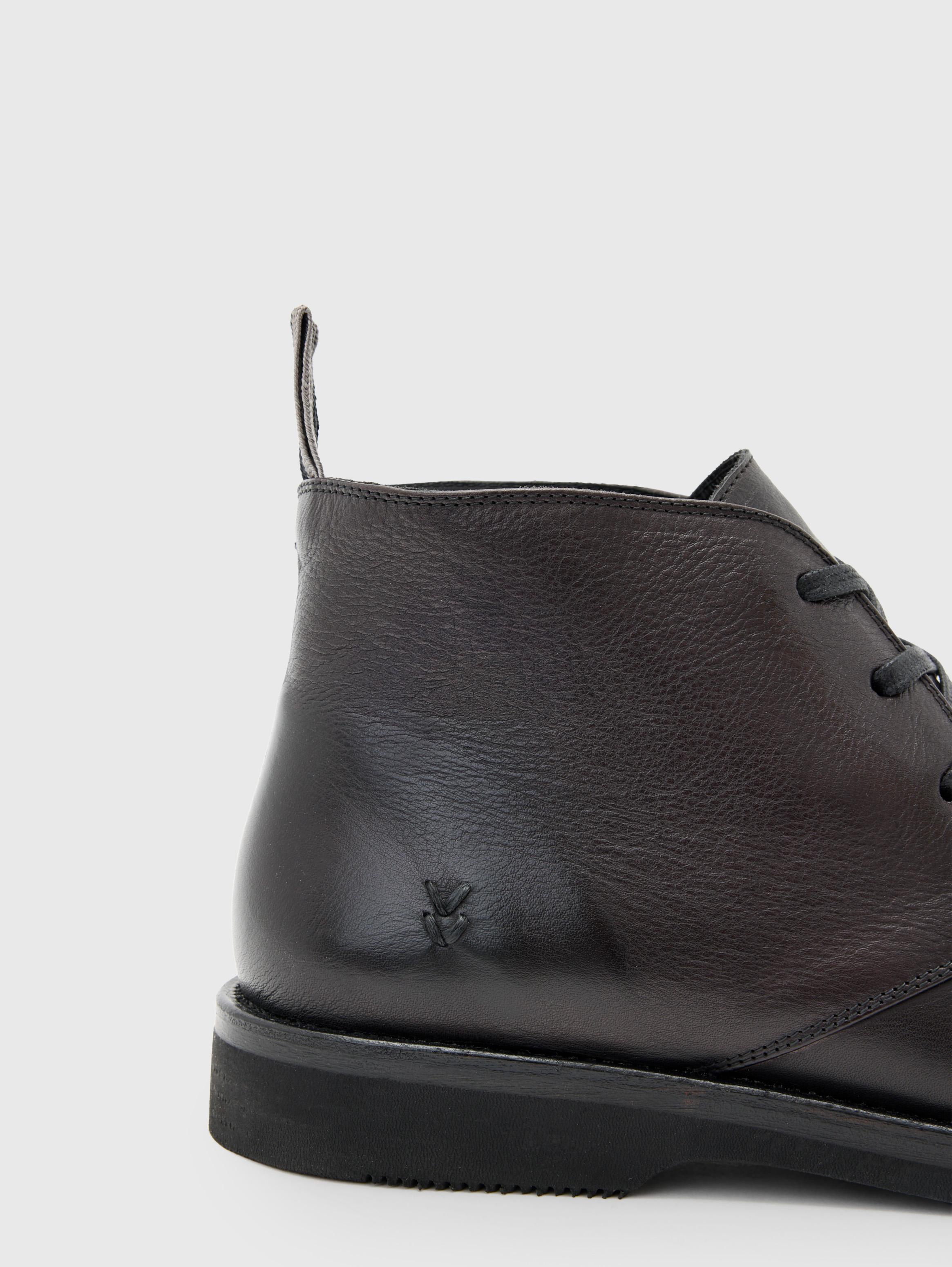 John varvatos top seagher chukka boot