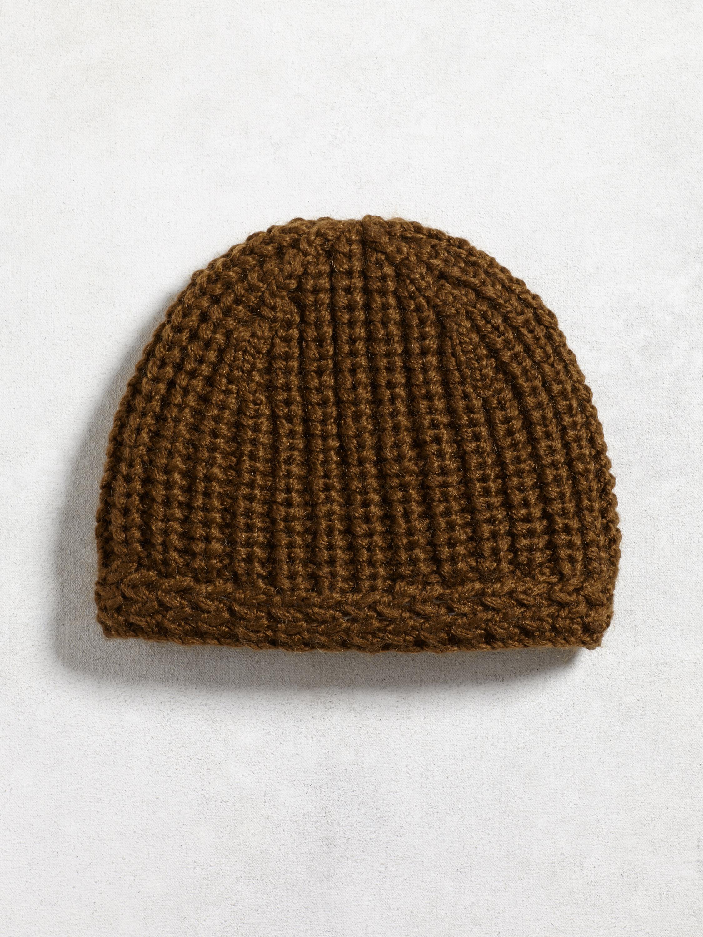CHUNKY HAND KNIT HAT image number 1