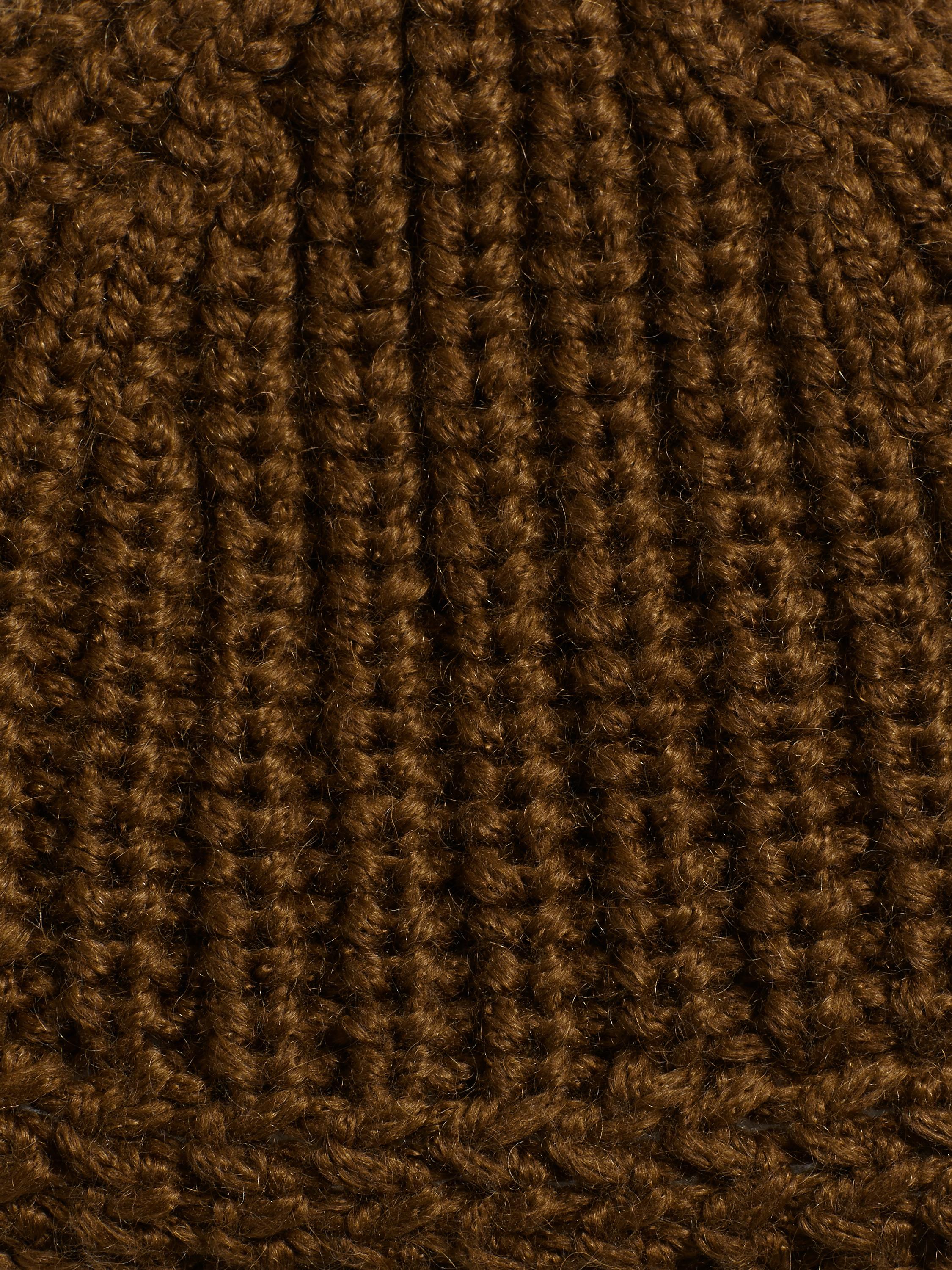 CHUNKY HAND KNIT HAT image number 2
