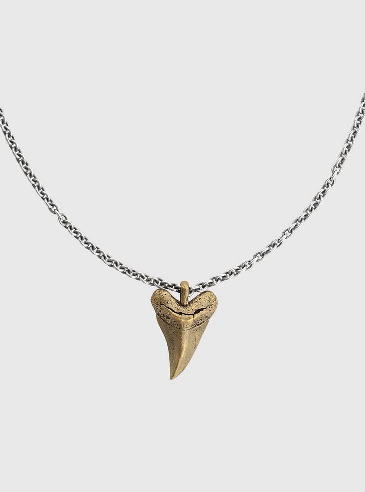 SHARK TOOTH PENDANT NECKLACE image number 1