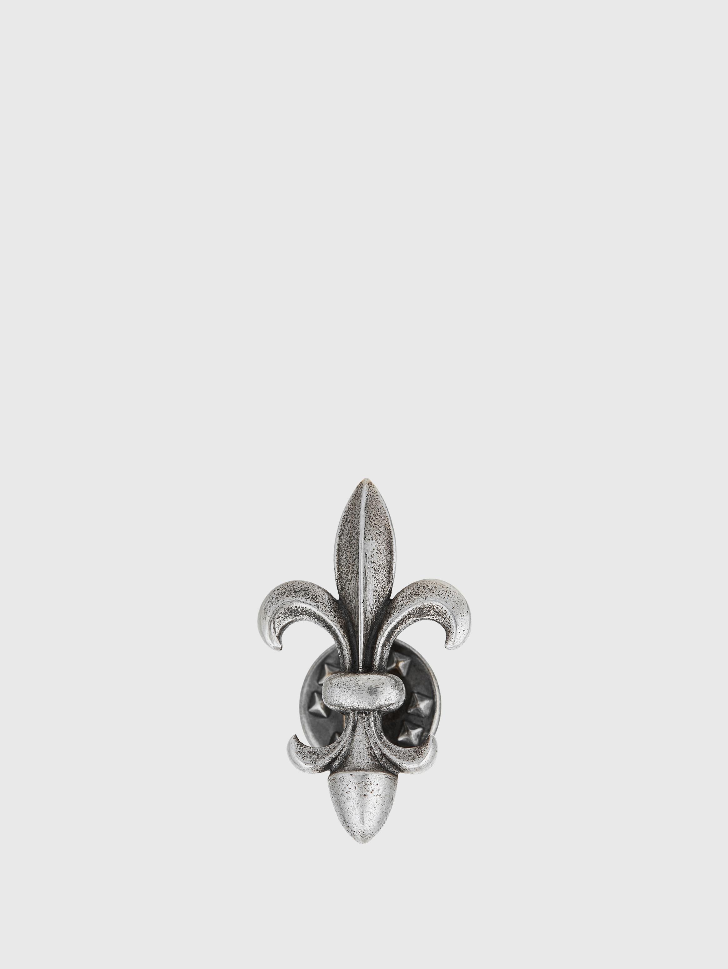 FLEUR DE LIS PIN