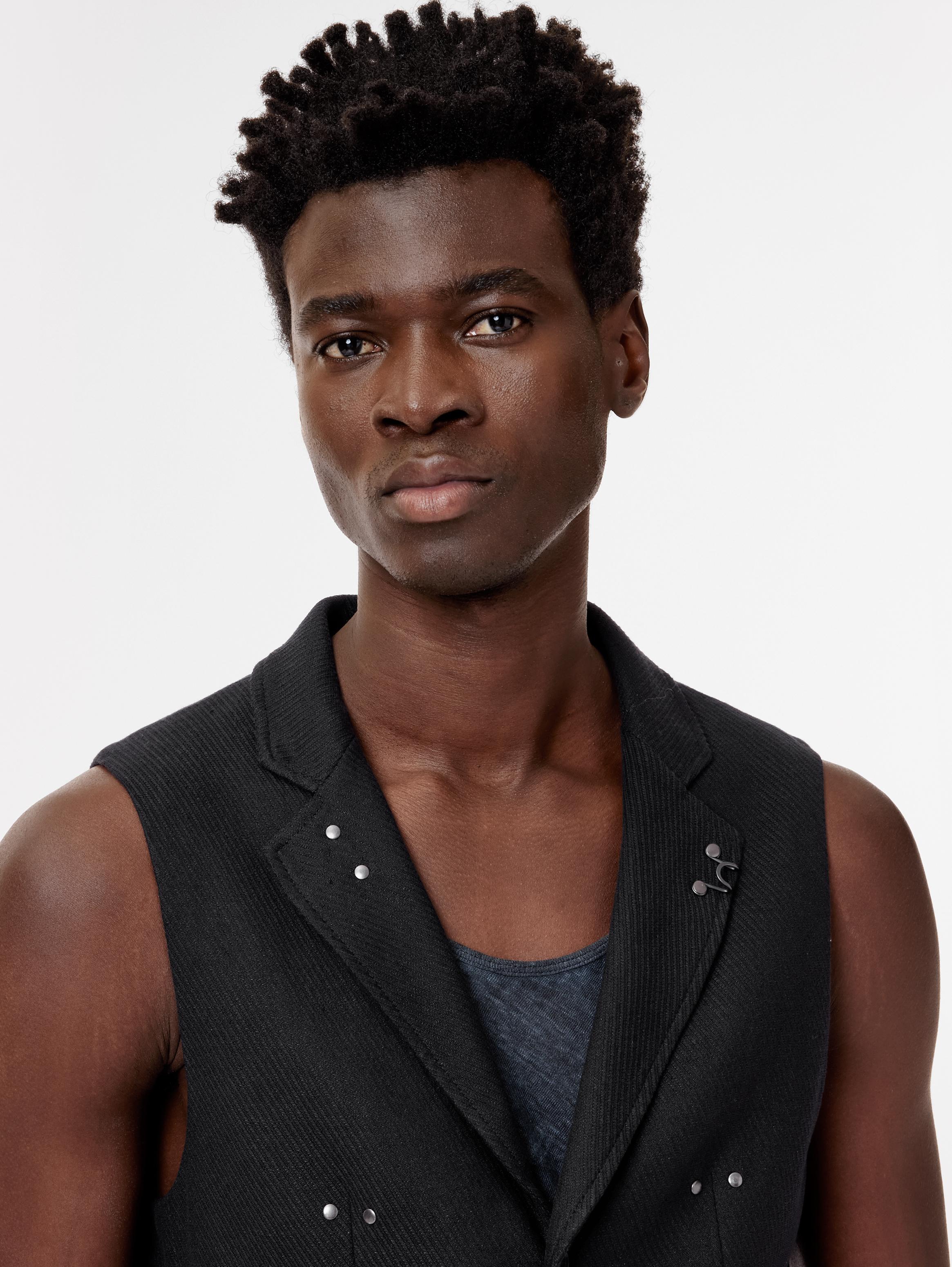 ARENAS VEST image number 3