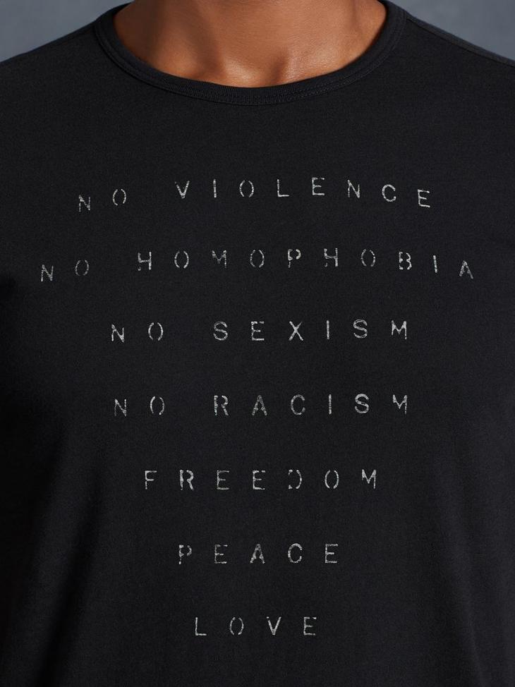 NO VIOLENCE GRAPHIC T-SHIRT image number 3
