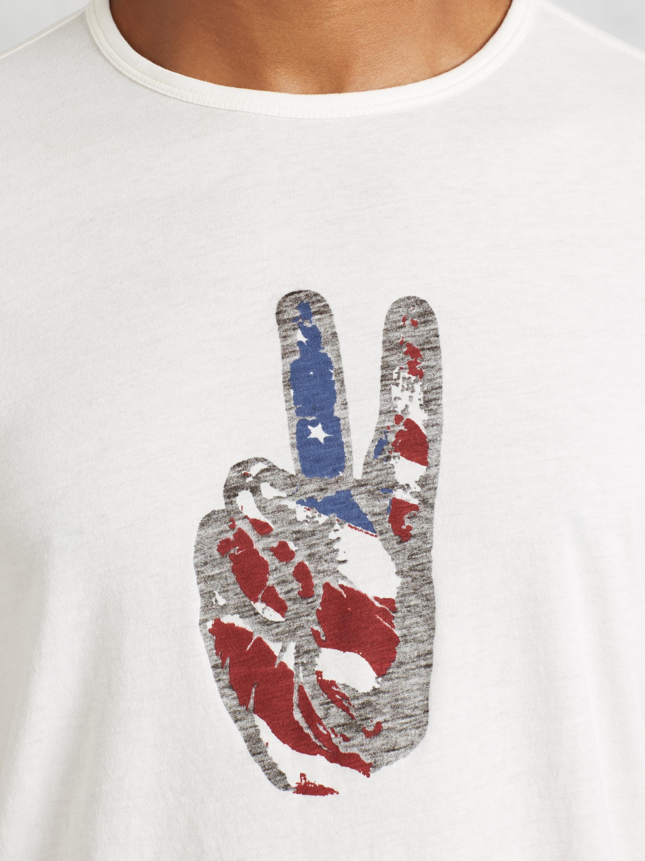 Peace Rocks Flag Graphic Tee image number 3