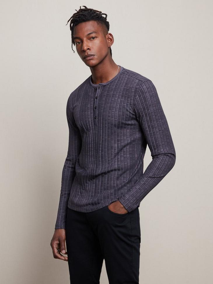 REGULAR FIT LS HENLEY W/ PLEATED TEXTURE image number 1