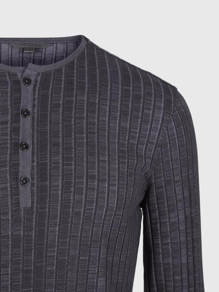 REGULAR FIT LS HENLEY W/ PLEATED TEXTURE image number 5