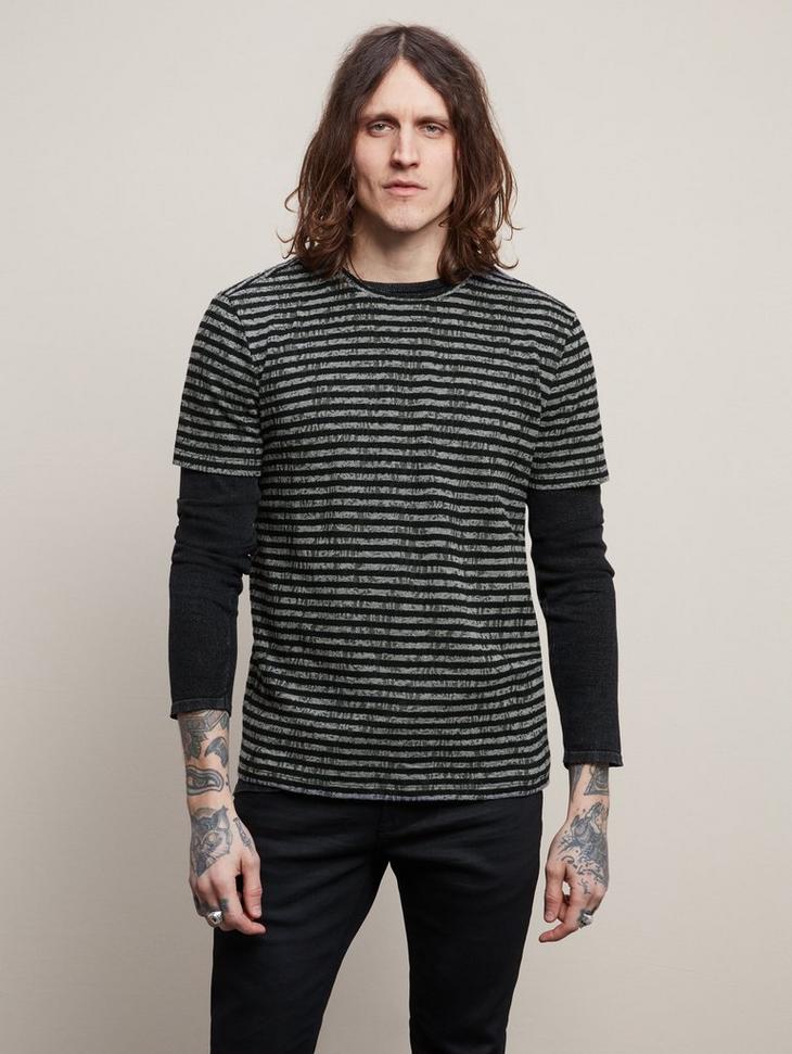 SS CREW WITH JACQUARD STRIPE image number 1