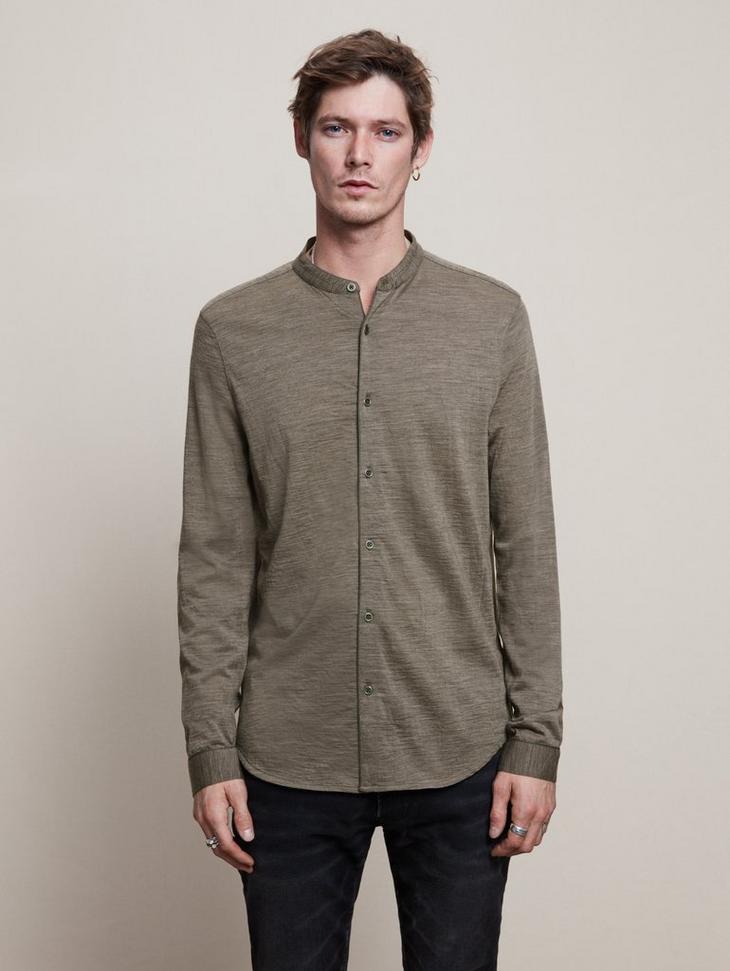 LONG SLEEVE STAND COLLAR SHIRT image number 1