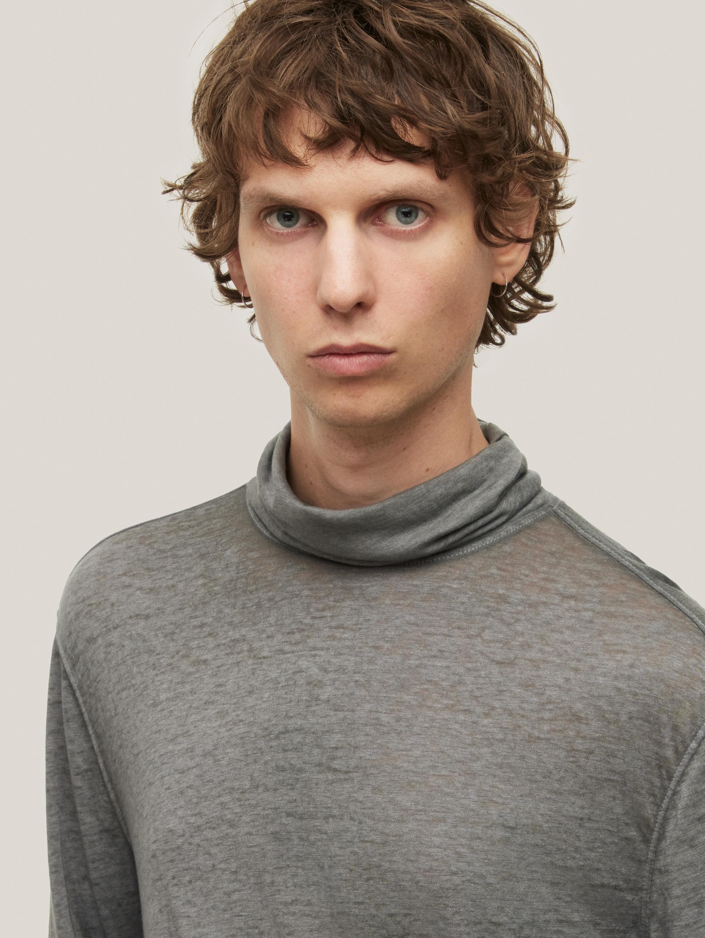 John varvatos outlet turtleneck