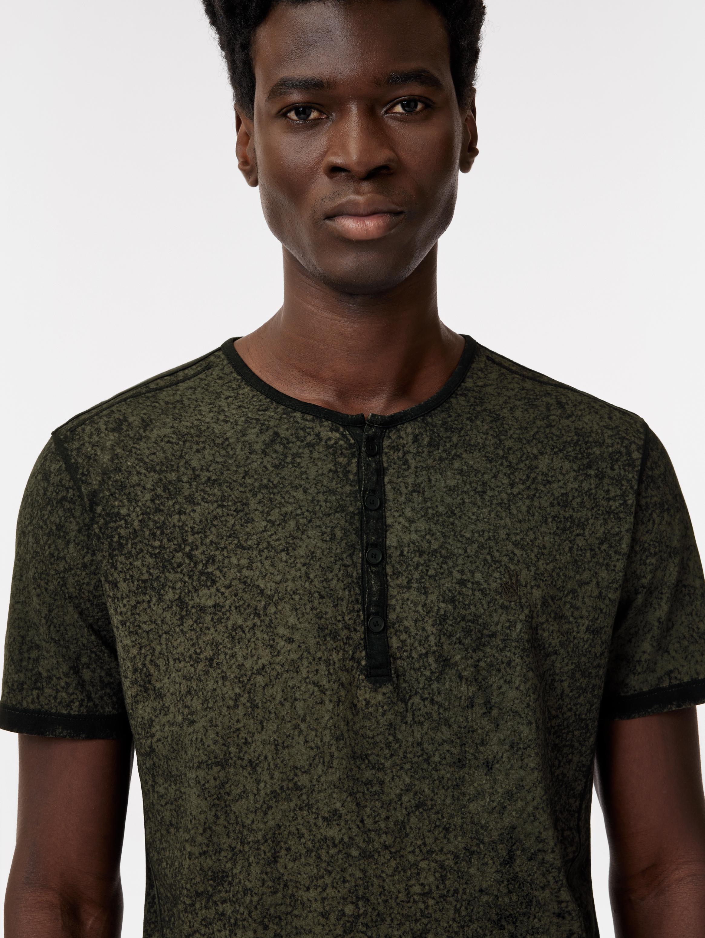 ARELIS HENLEY image number 5