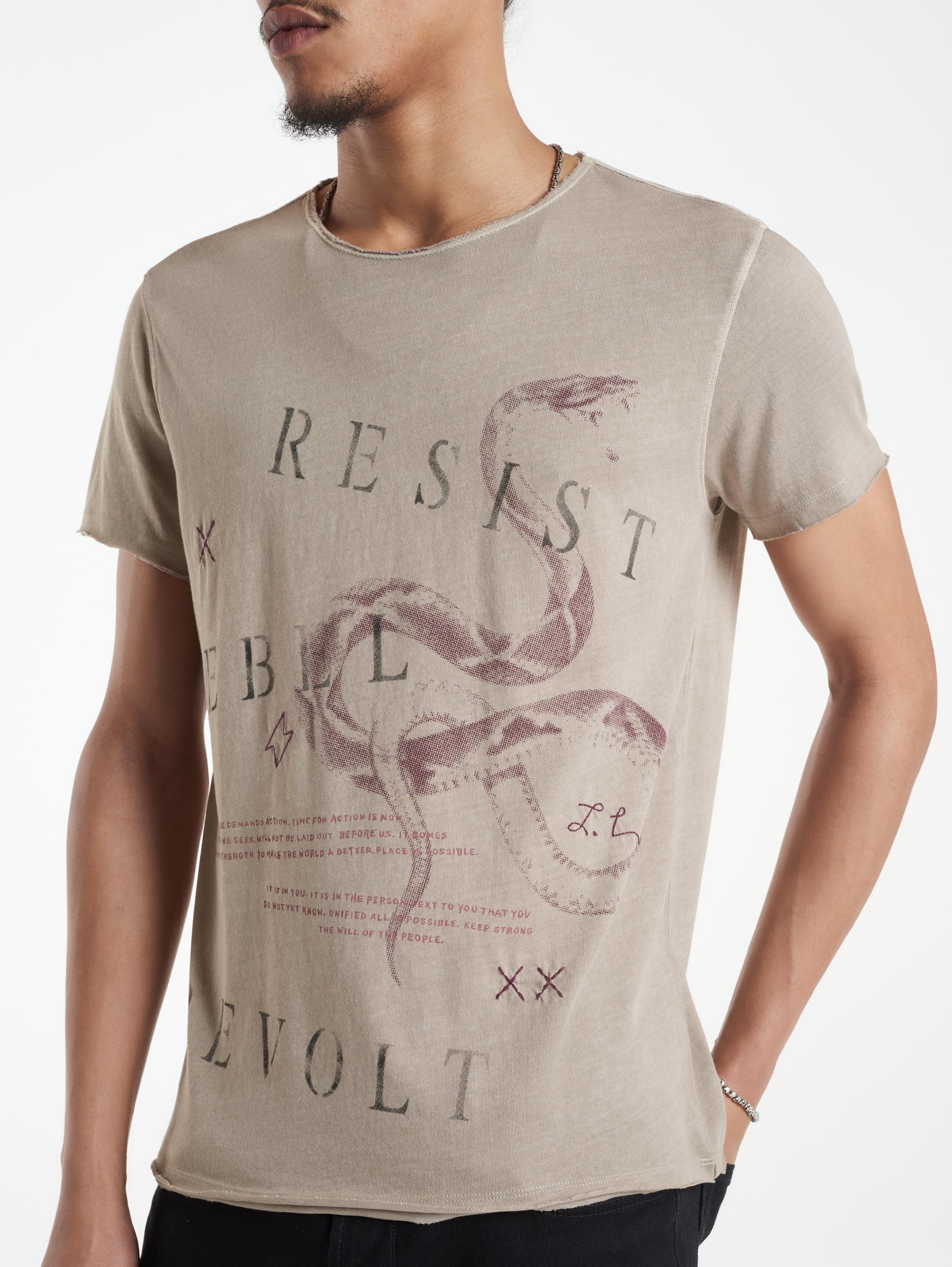 REVOLT TEE image number 3
