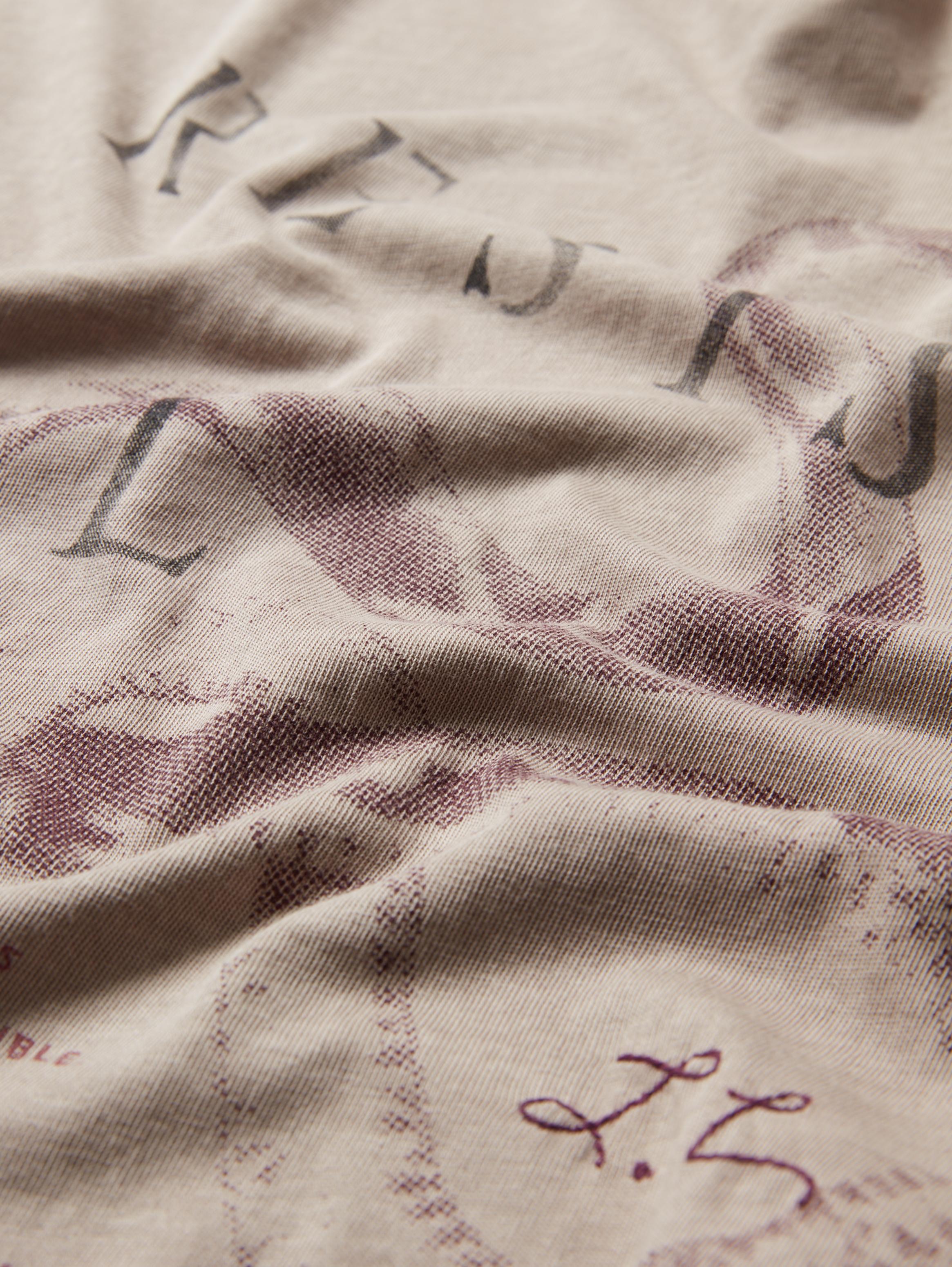 REVOLT TEE image number 6