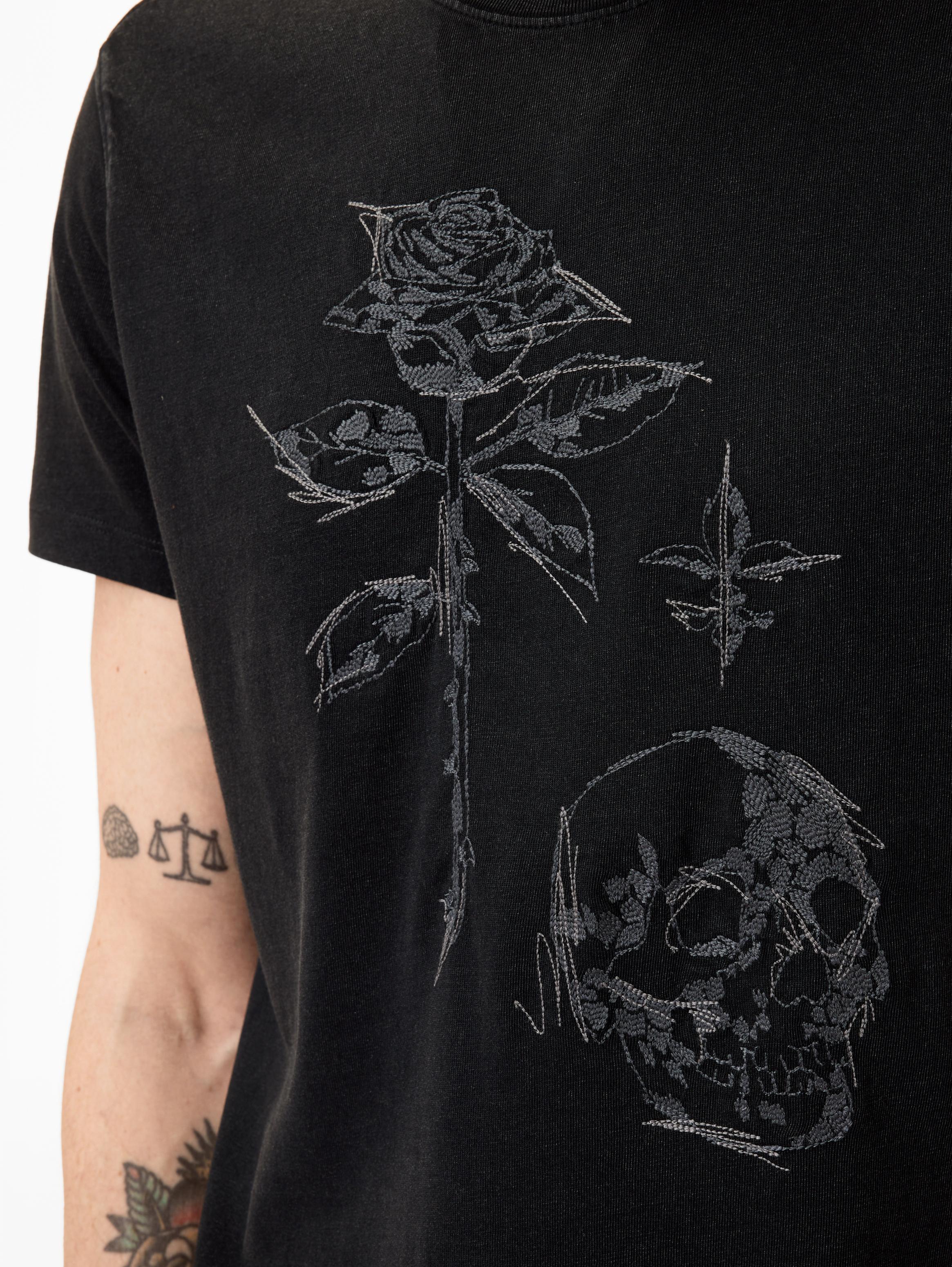 ROSE AND SKULL TEE image number 6