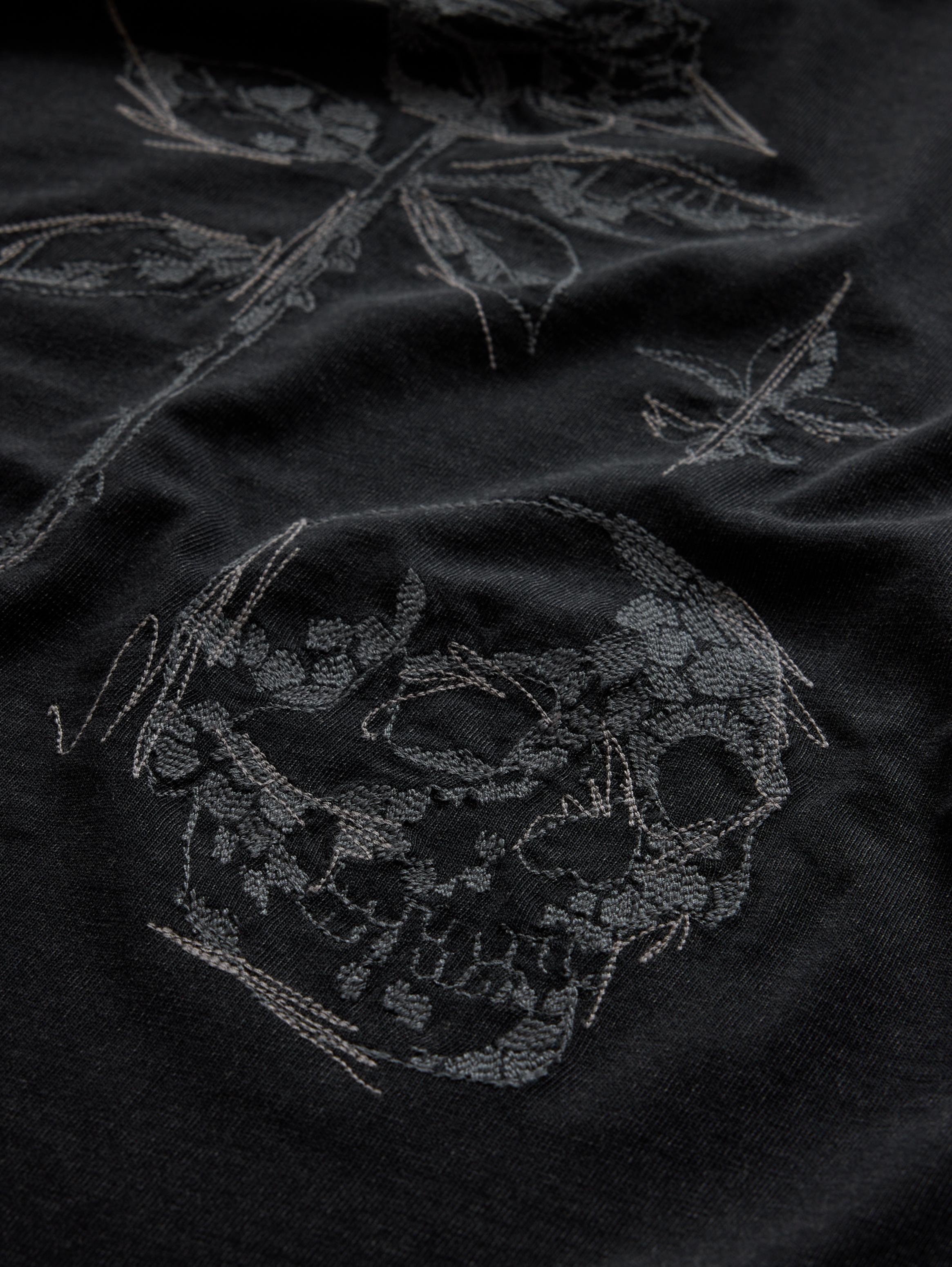 ROSE AND SKULL TEE image number 8