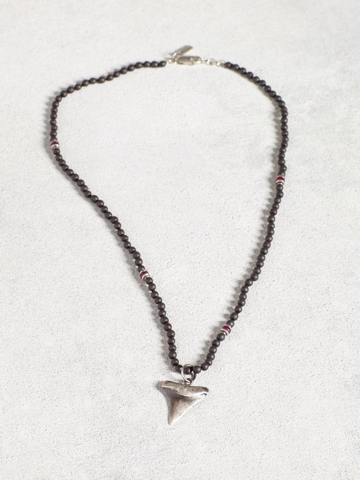 Sterling Silver Shark Tooth Beaded Necklace image number 2
