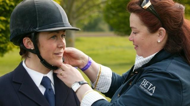 5 Aspects You Need To Consider For Your Next Horse Riding Hat Purchase