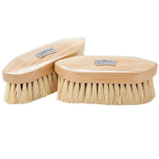 LeMieux Deep Clean Dandy Brush