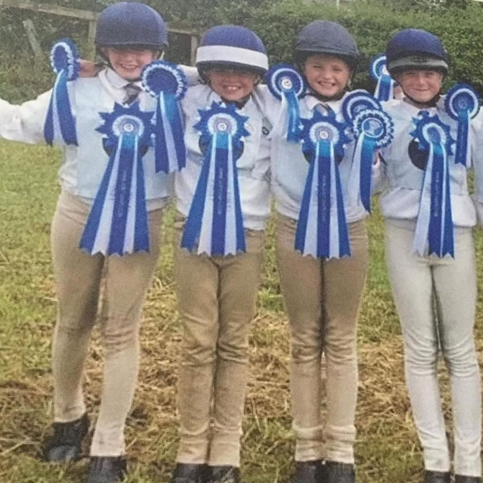 Morpeth Hunt Pony Club HOYS Mounted Games Team