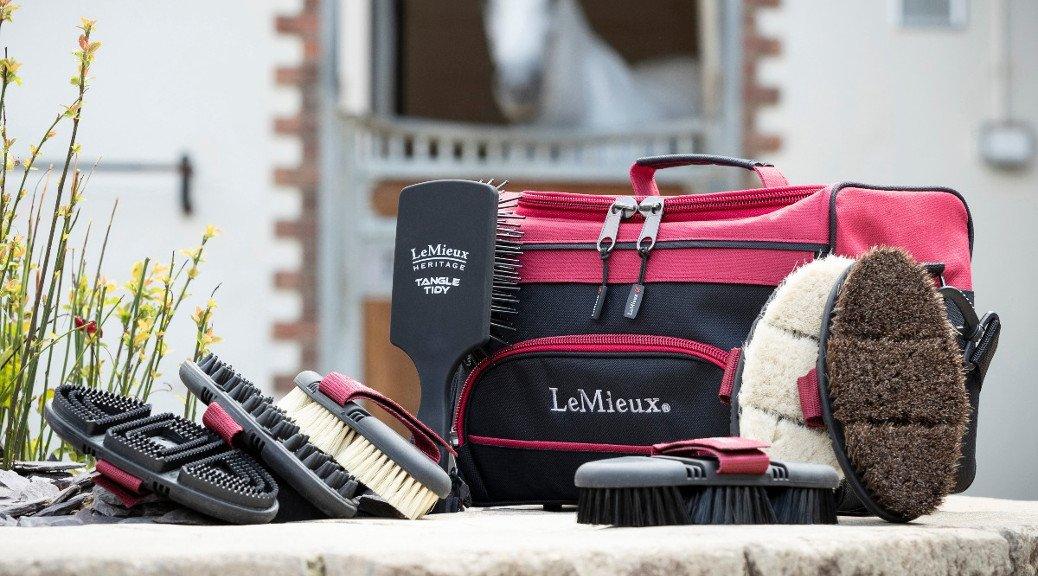 The Ultimate Grooming Kit Essentials Tailored For Your Horse