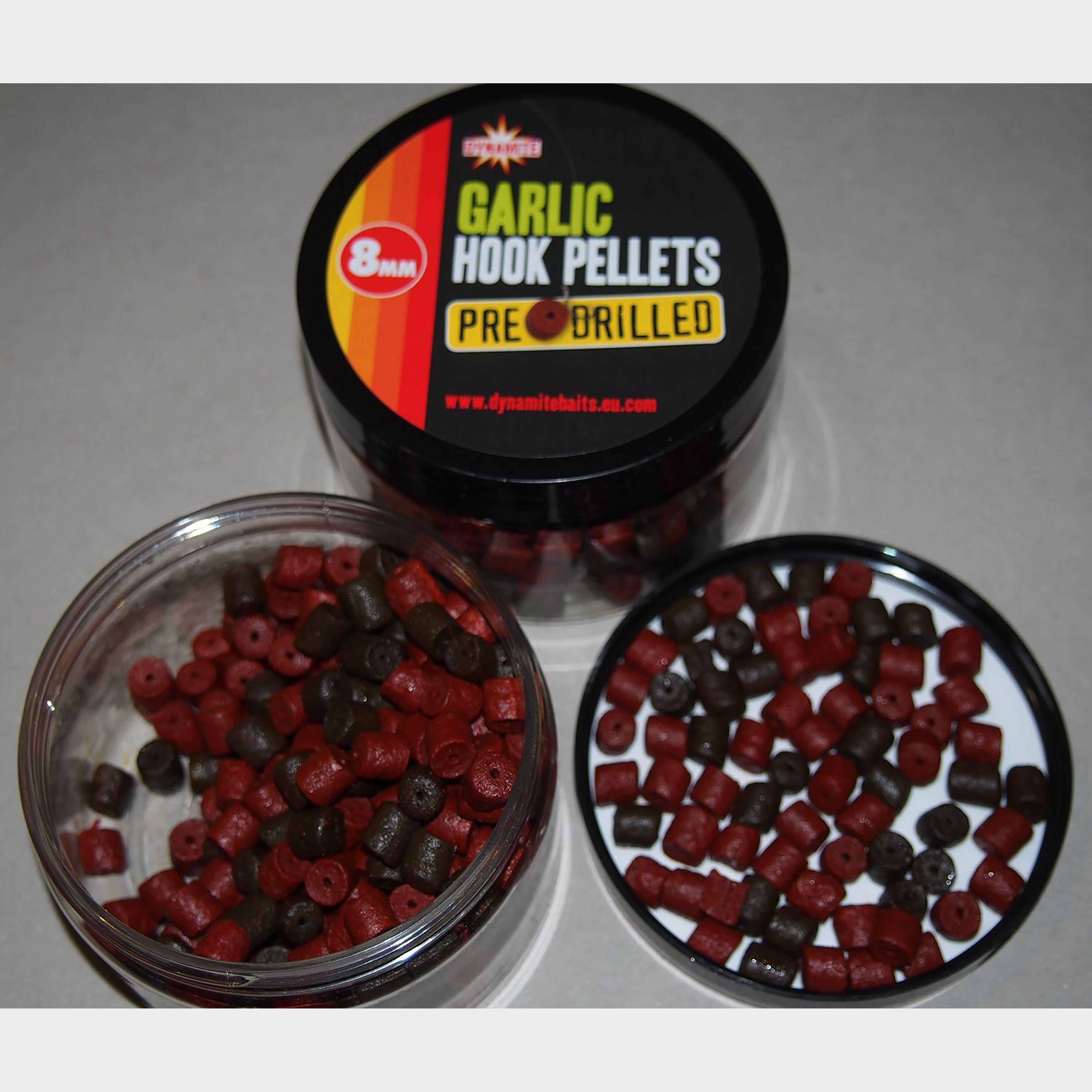 Photos - Bait Dynamite Garlic Hk Pellets Pre Drilled 8Mm, Red 