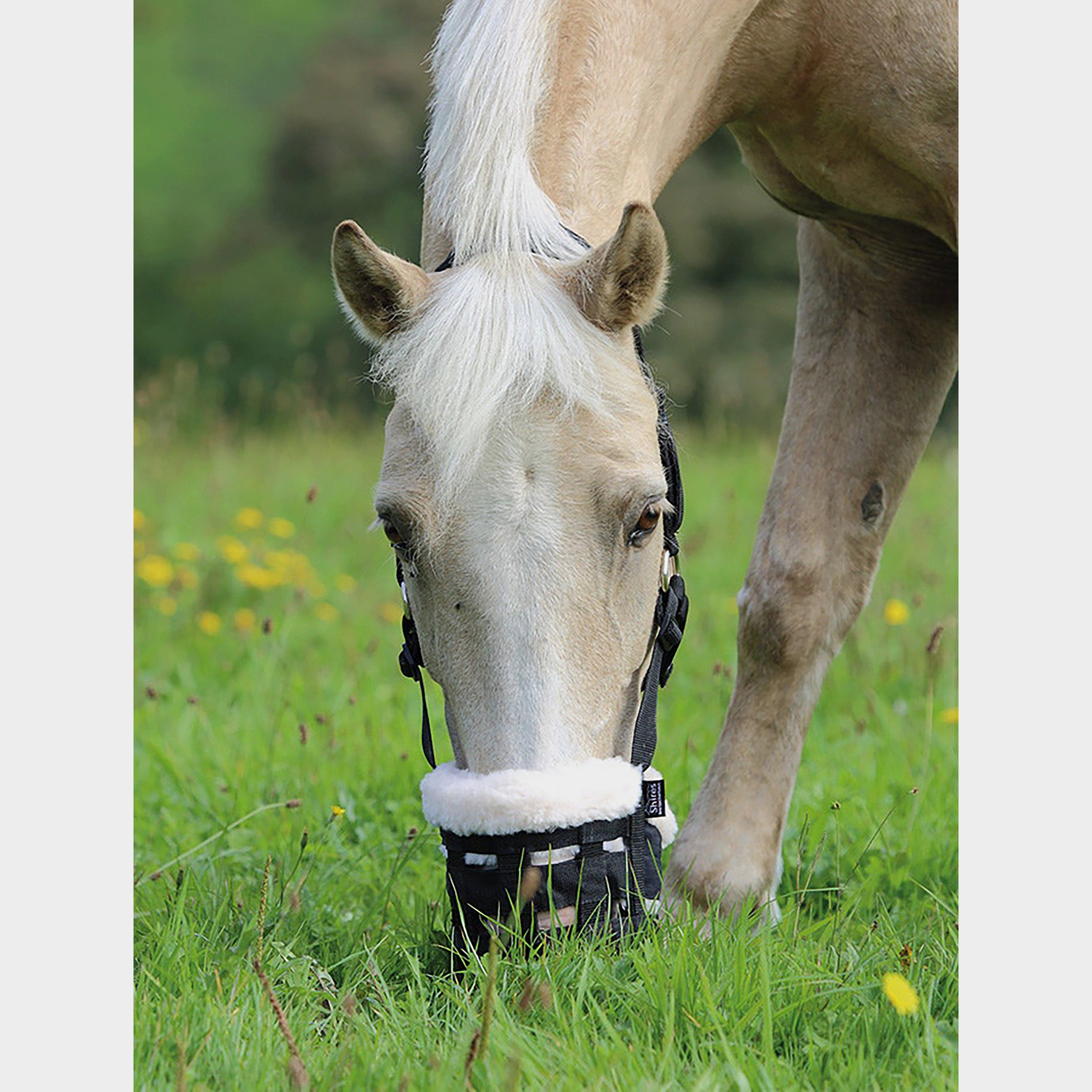 Image of Shires Deluxe Comfort Grazing Muzzle, Black