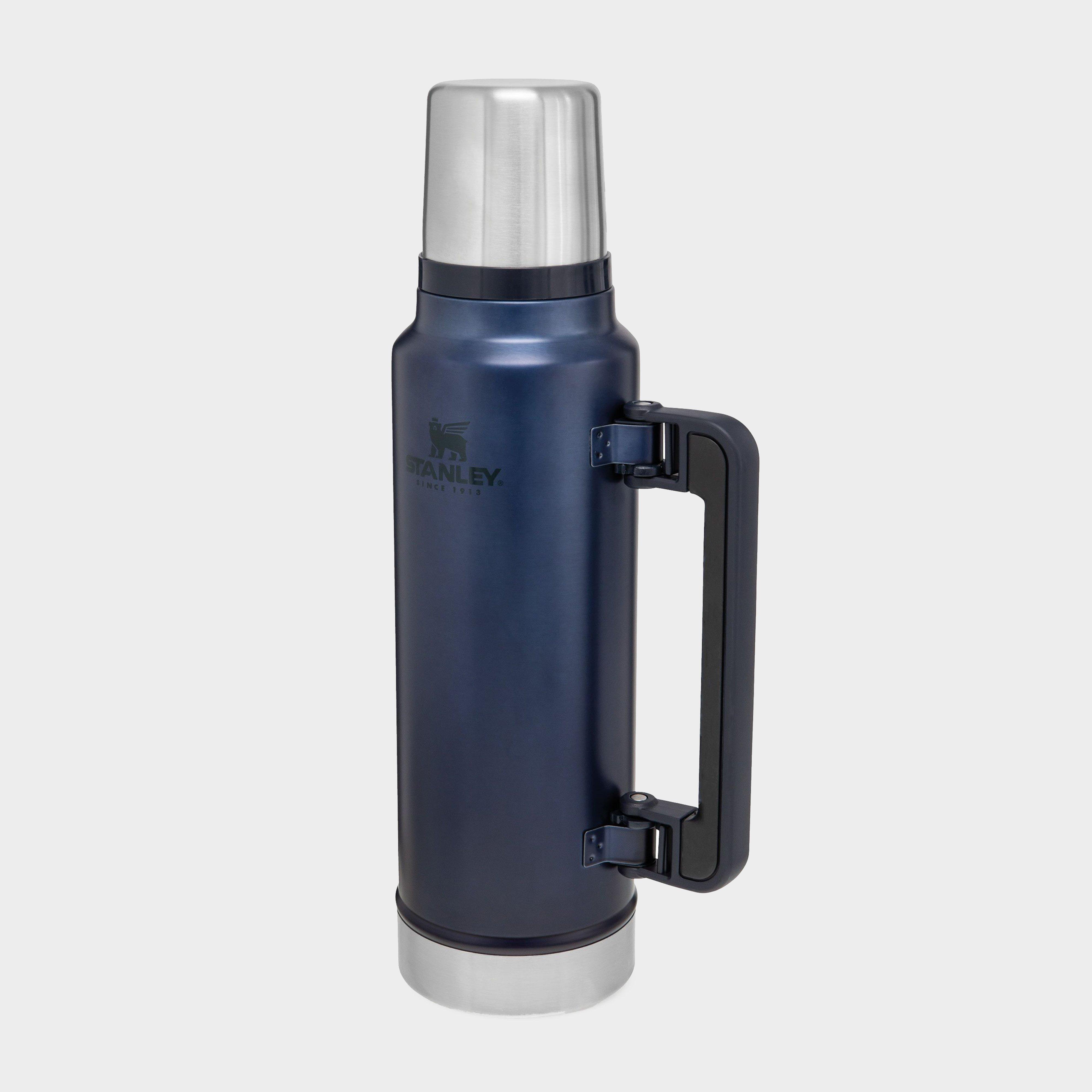  Stanley Classic Vacuum Bottle 1.4L, Navy