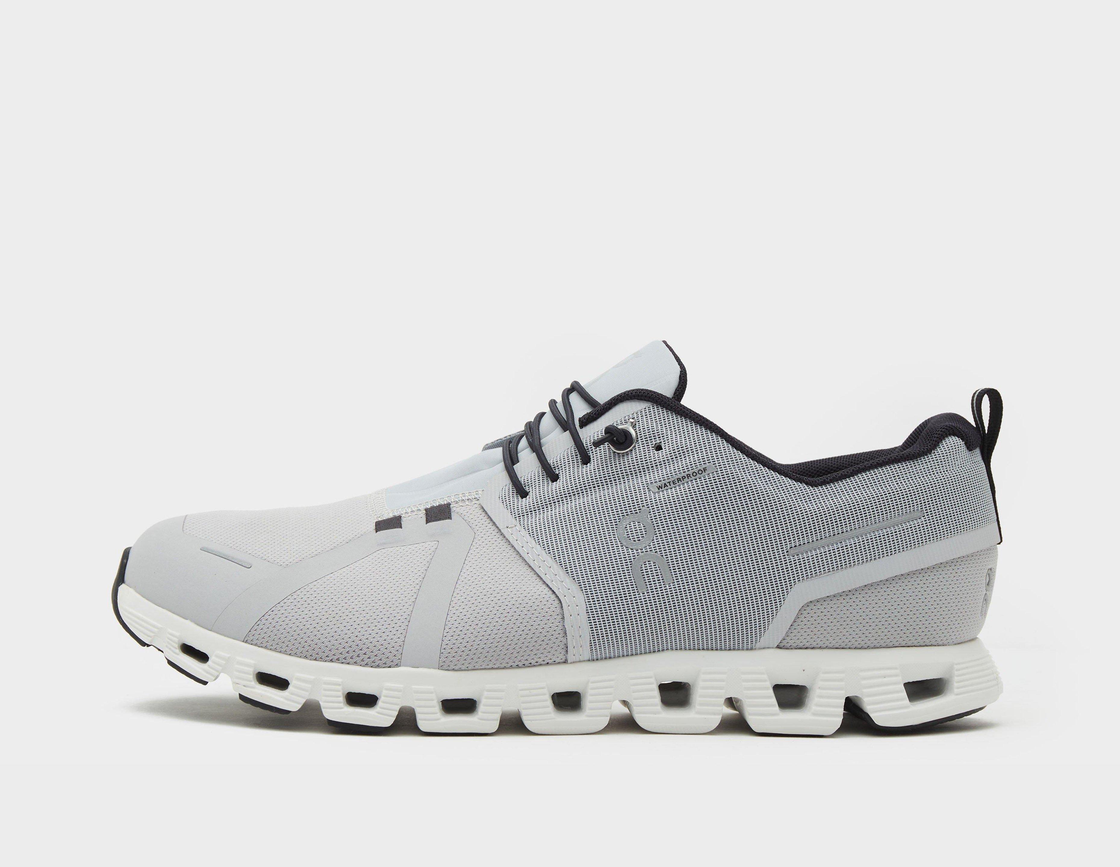 On Running Cloud 5 Waterproof Grey in  Men's Size 11
