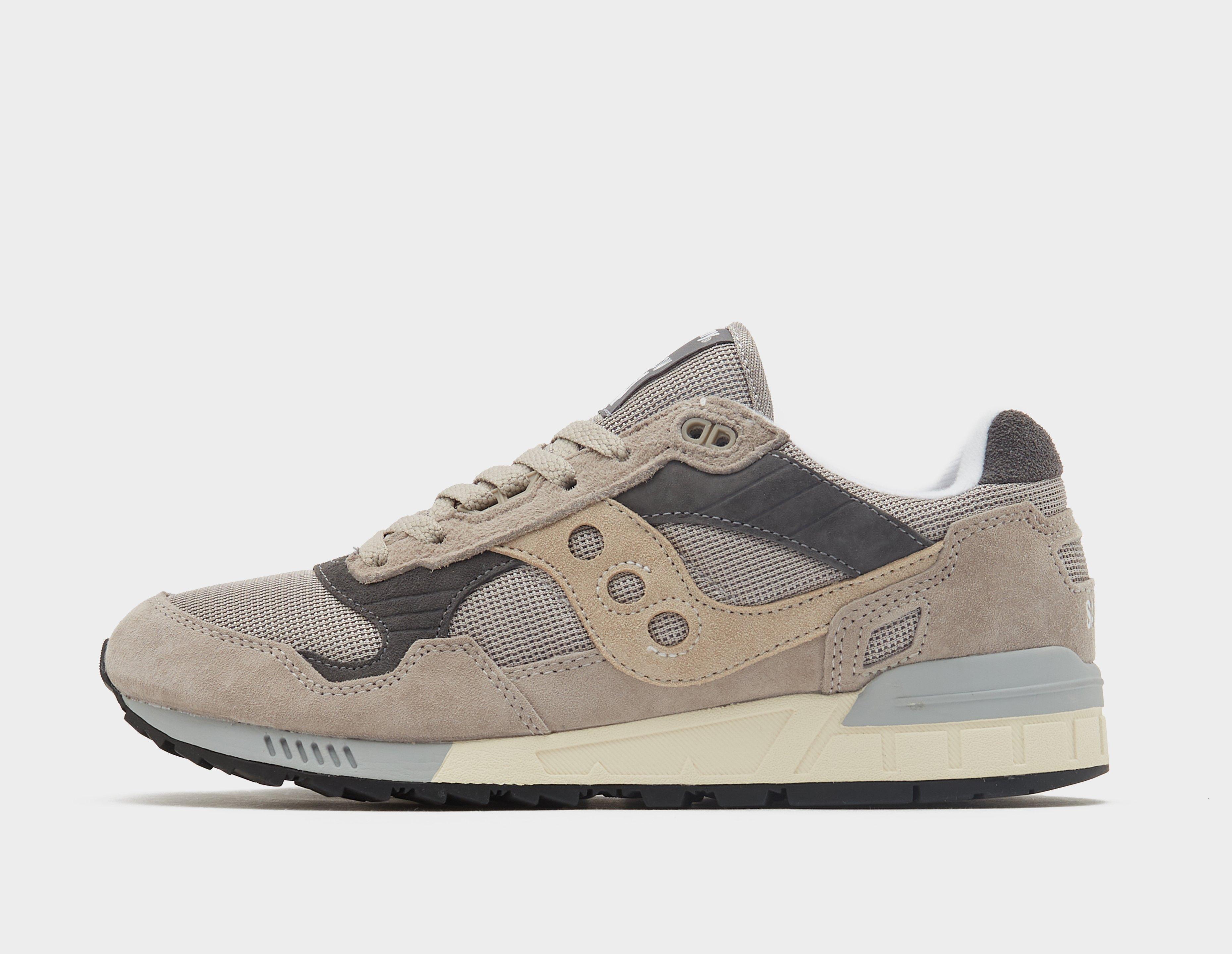 Saucony Shadow 5000 Grey in  Men's Size 7
