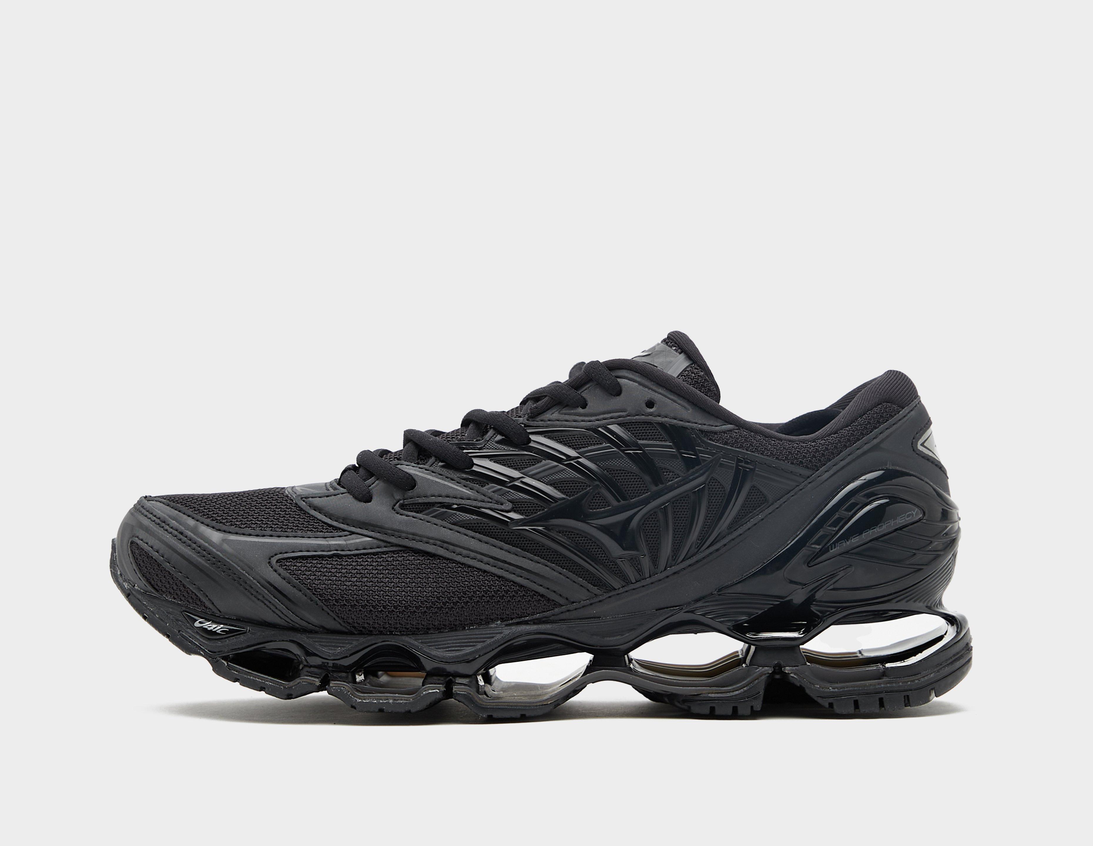 Mizuno Wave Prophecy Ls Black in  Men's Size 9