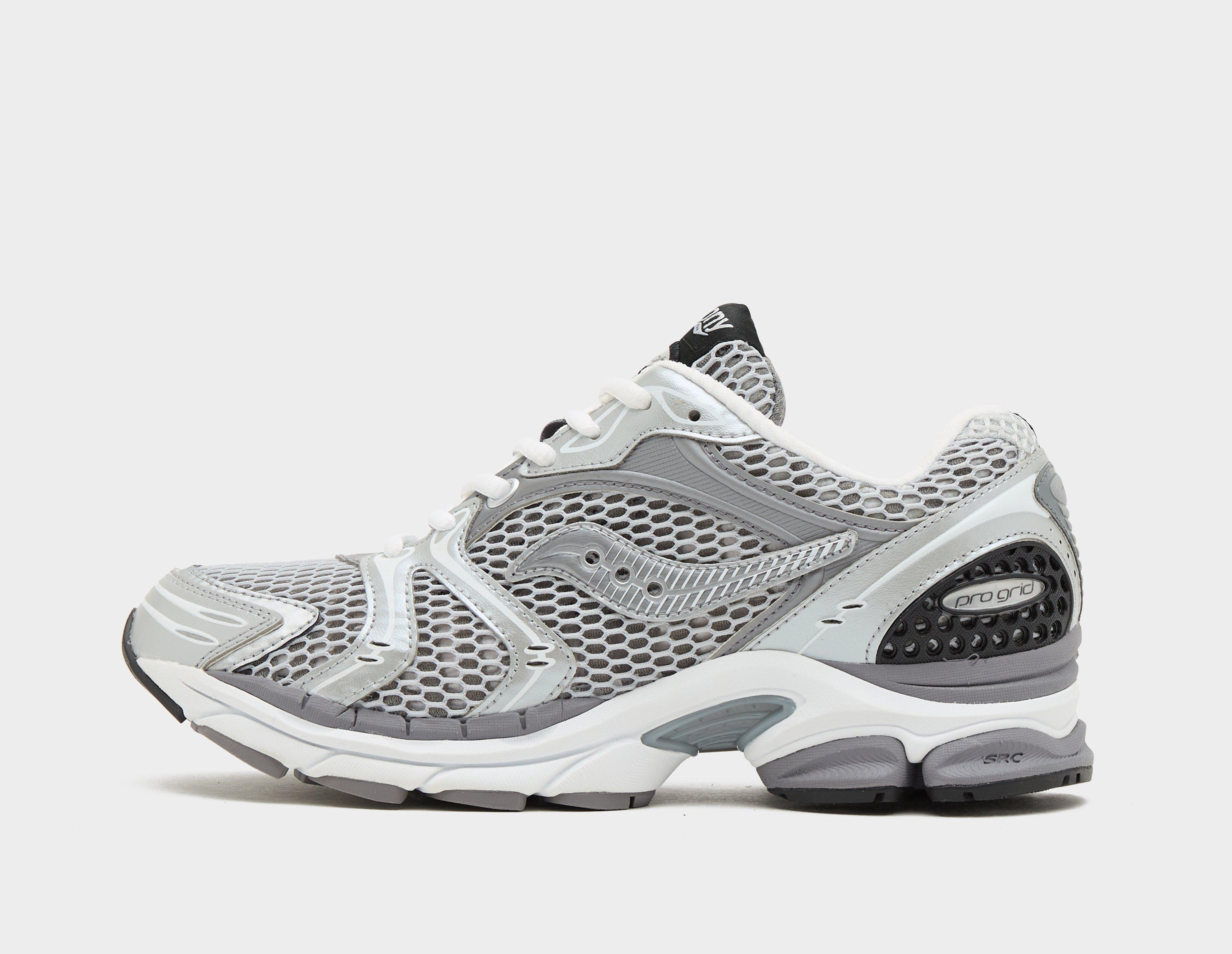 Saucony  Progrid Triumph 4 Grey in  Women's Size 6